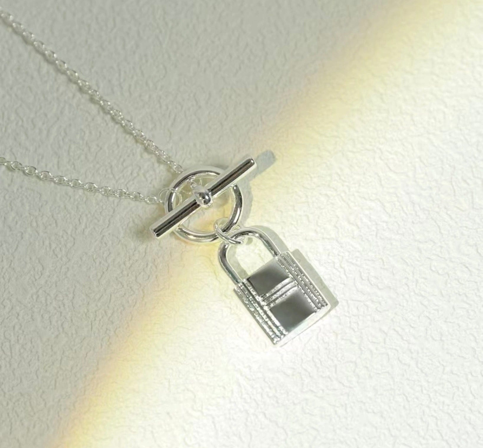 Luxury Promise Hermès Kelly Cadenas Sterling Silver Pendant Necklace