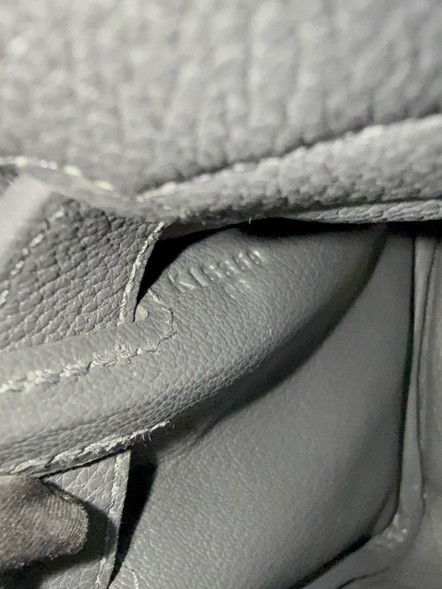 LUXURY PROMISE Hermès Kelly Messenger Adoris Togo Leather – Stamp K