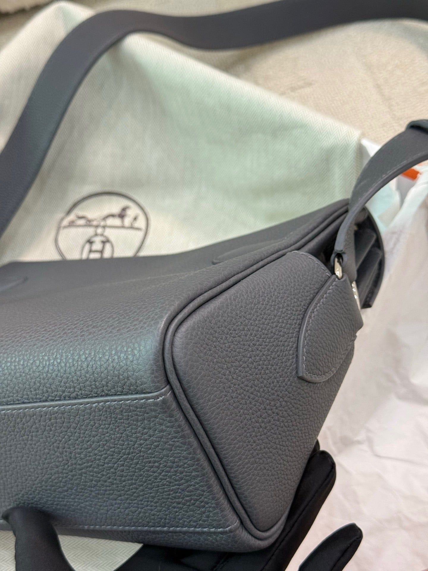 LUXURY PROMISE Hermès Kelly Messenger Adoris Togo Leather – Stamp K