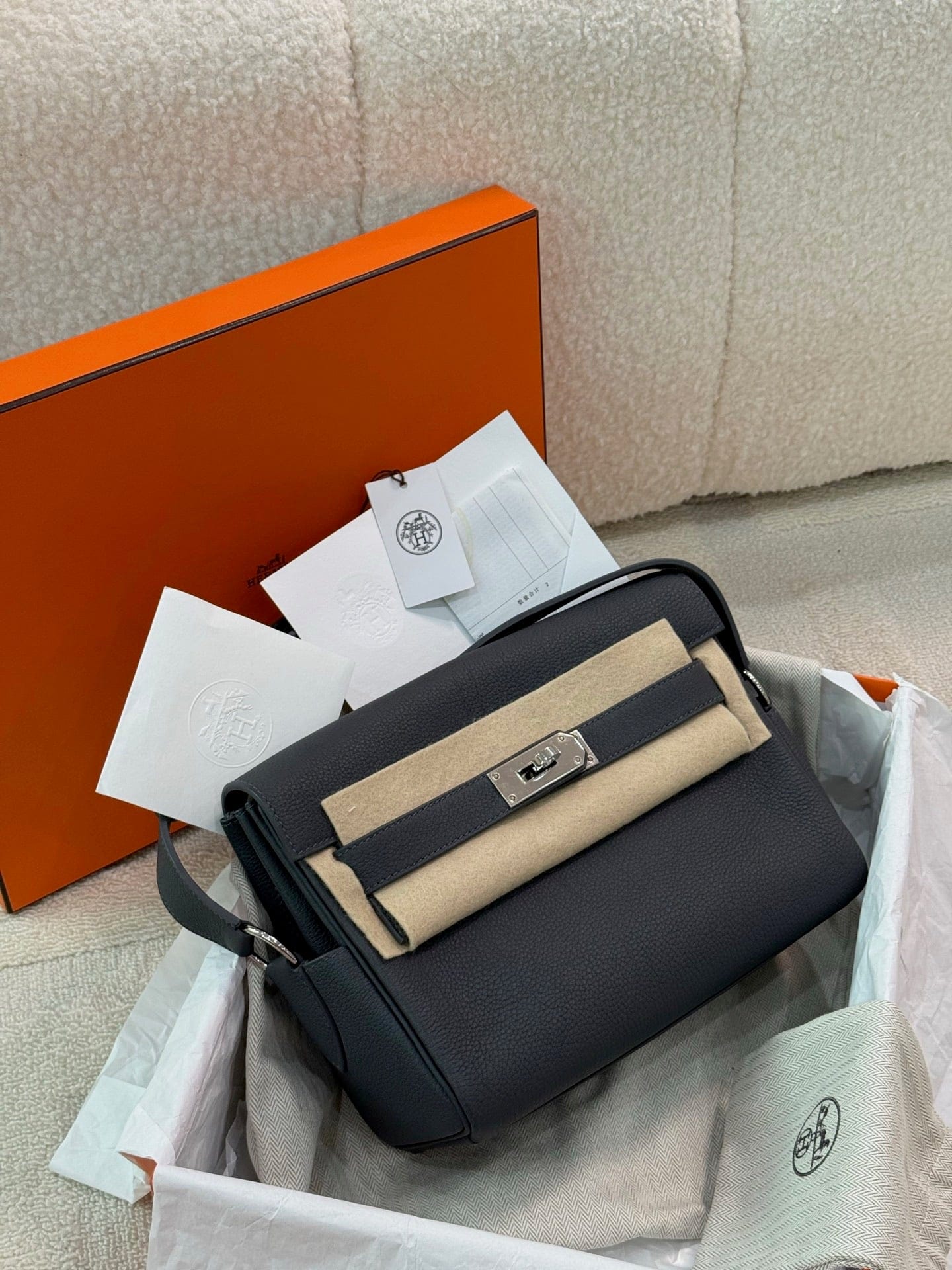 LUXURY PROMISE Hermès Kelly Messenger Adoris Togo Leather – Stamp K