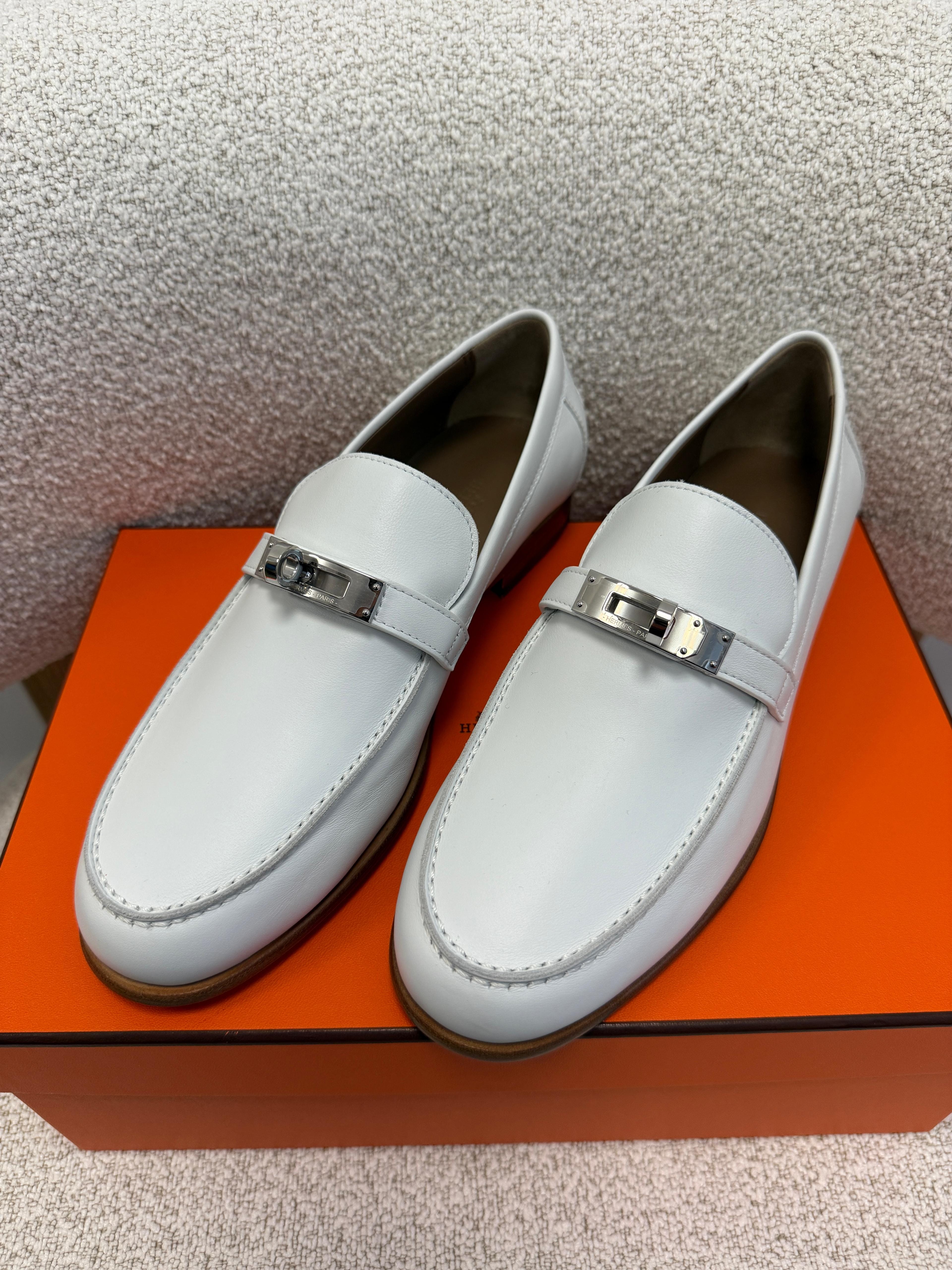 Luxury Promise *HK LOCATED*HERMÈS DESTIN LOAFER White- Size 38