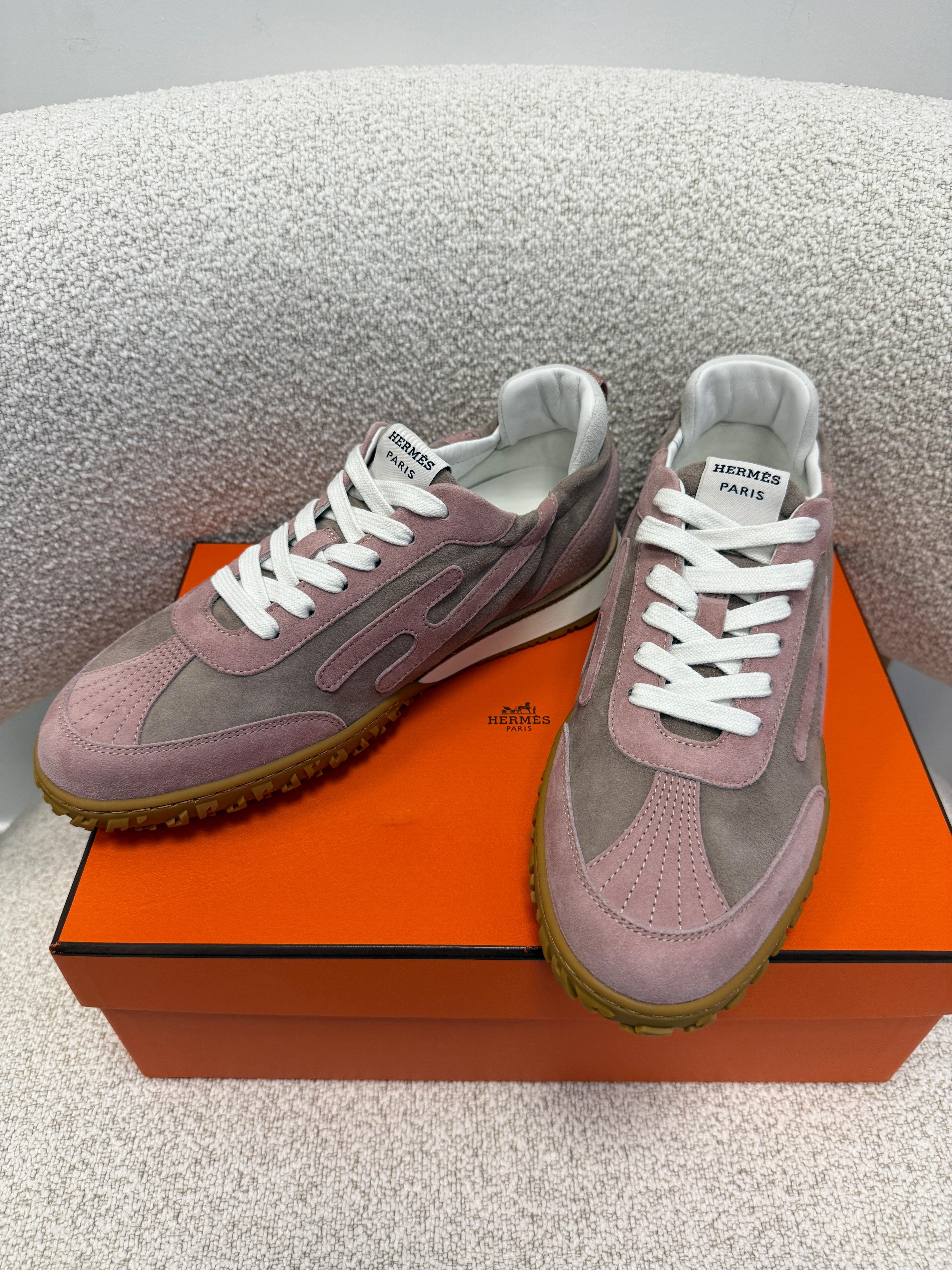 LUXURY PROMISE *HK LOCATED*HERMÈS JET SNEAKER Rose Cancan / Rose Aquarelle- Size 37