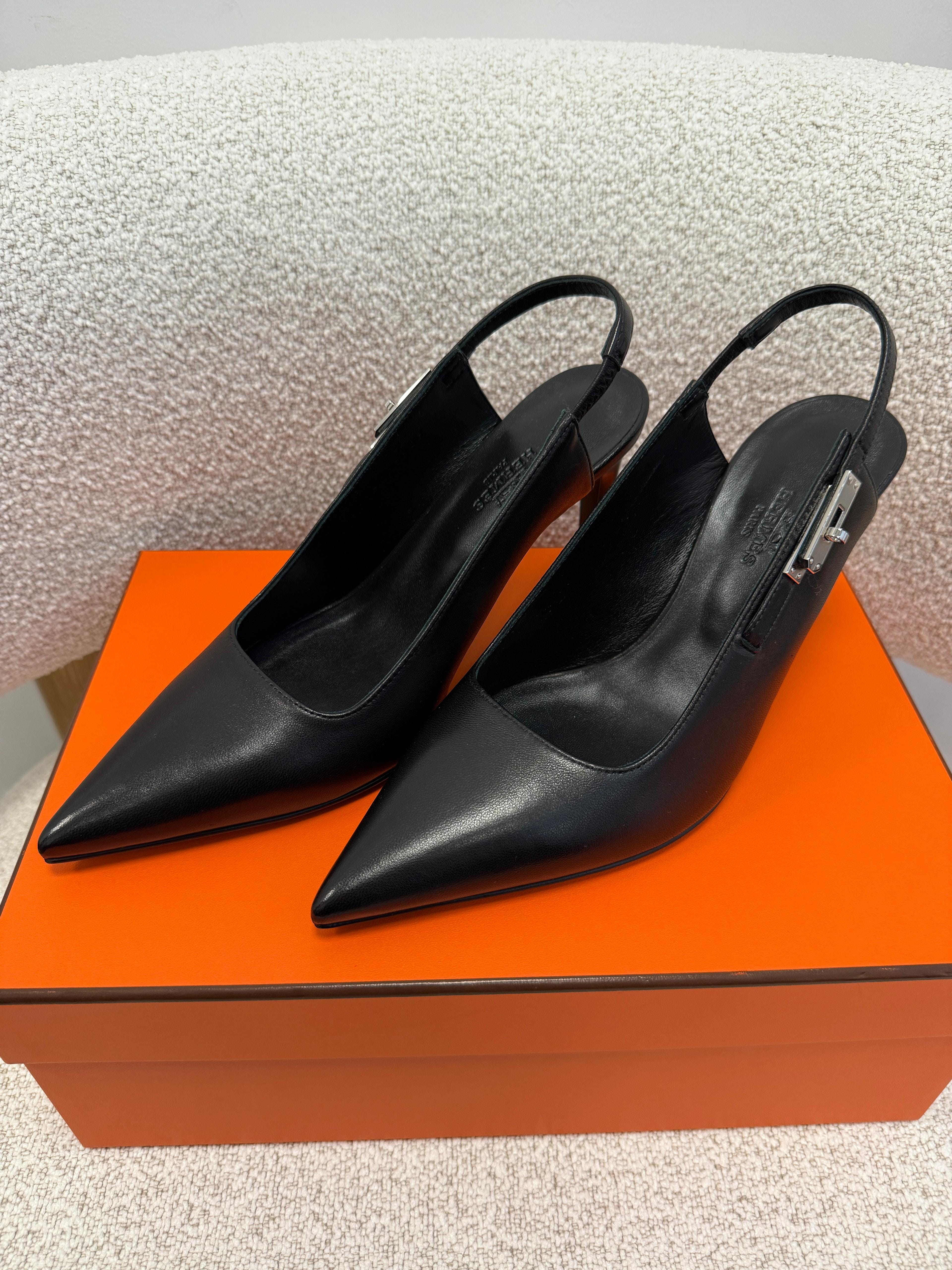 LUXURY PROMISE *HK LOCATED*HERMÈS LOVER 40 PUMP Black- Size 37.5