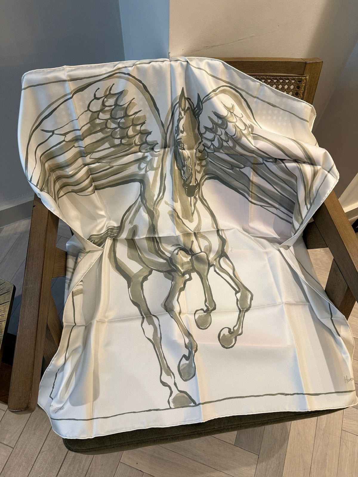 Luxury Promise Hermes Silk Scarf Libre Comme Pegase 90 cm