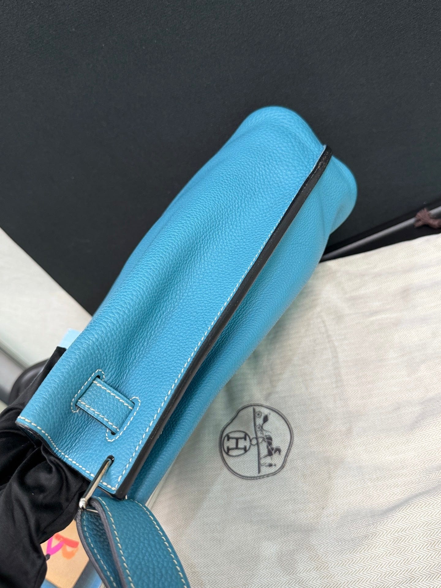 LUXURY PROMISE Hermès So Kelly 22 Bleu Jean Epsom Palladium Hardware (L Stamp) – Pristine Original Condition