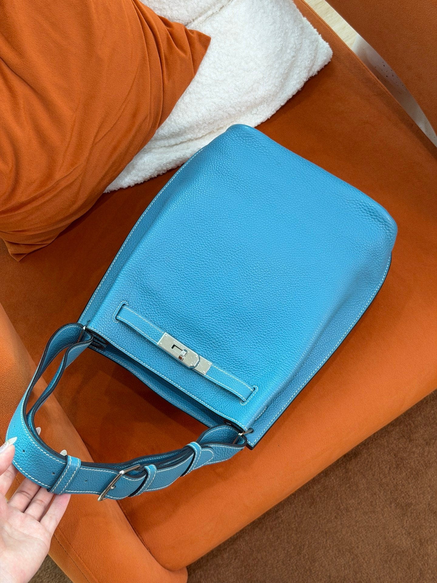 LUXURY PROMISE Hermès So Kelly 22 Bleu Jean Epsom Palladium Hardware (L Stamp) – Pristine Original Condition