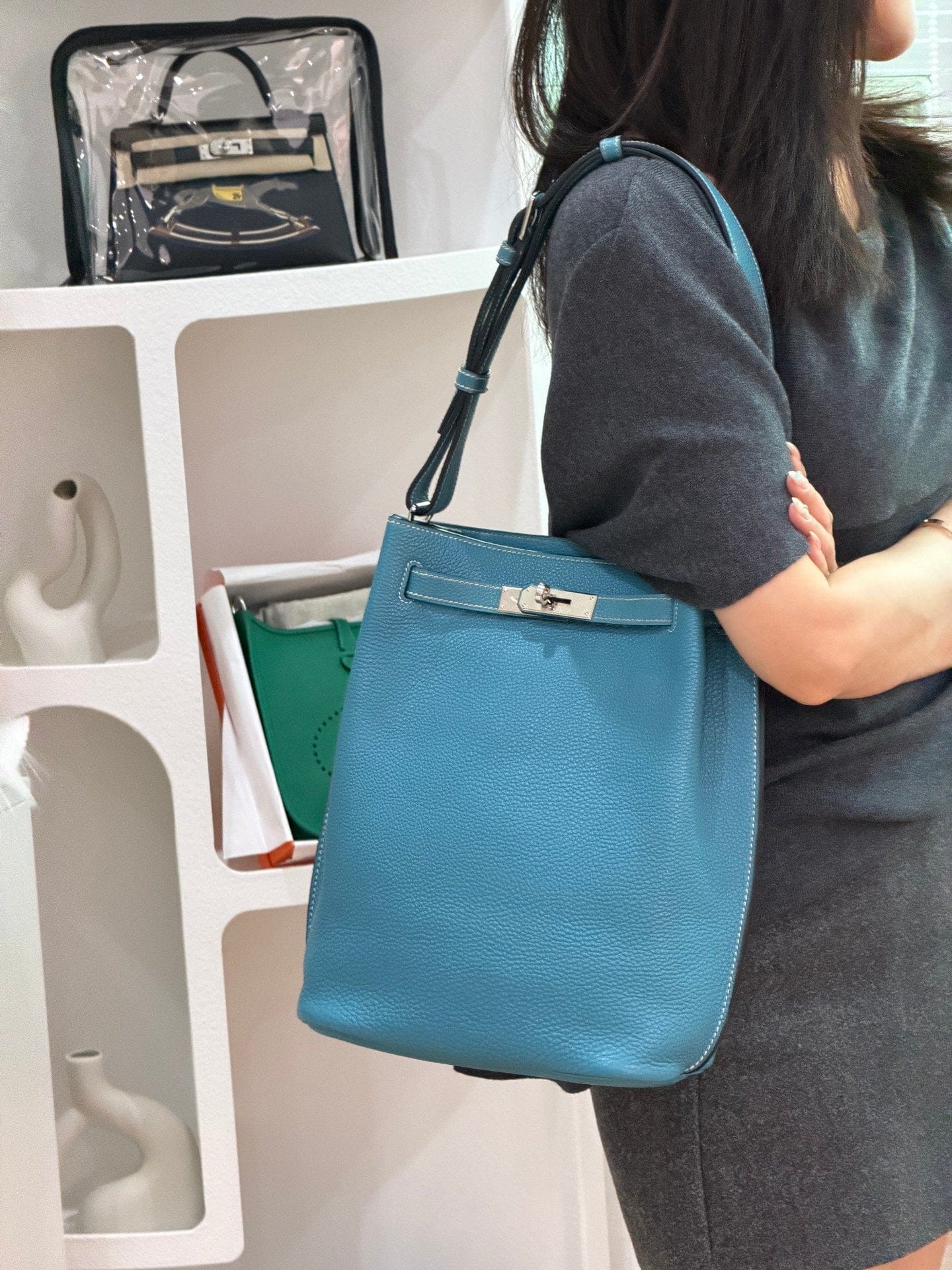 LUXURY PROMISE Hermès So Kelly 22 Bleu Jean Epsom Palladium Hardware (L Stamp) – Pristine Original Condition
