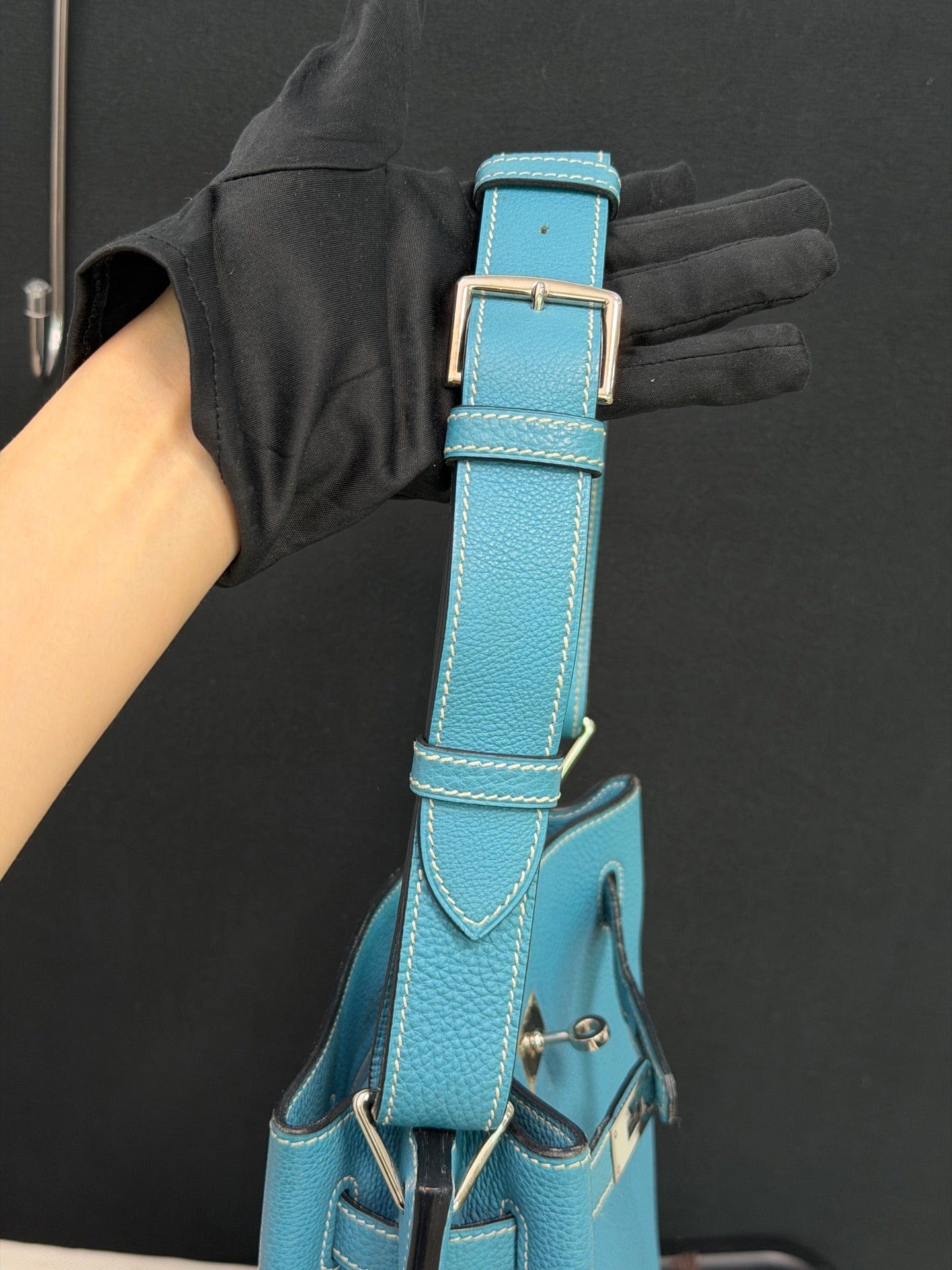 LUXURY PROMISE Hermès So Kelly 22 Bleu Jean Epsom Palladium Hardware (L Stamp) – Pristine Original Condition