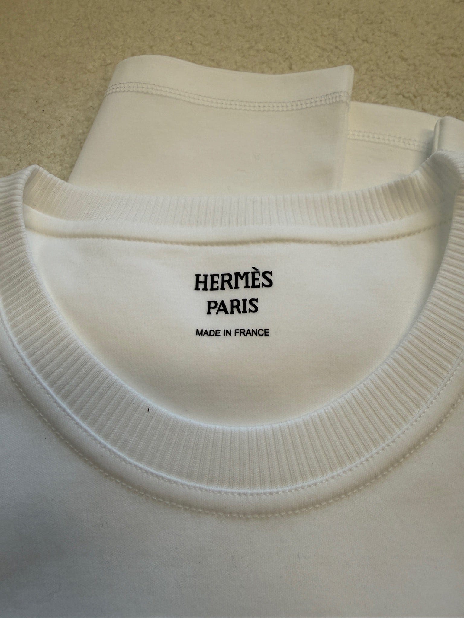 Luxury Promise Hermes T-shirt size 42 new with tag