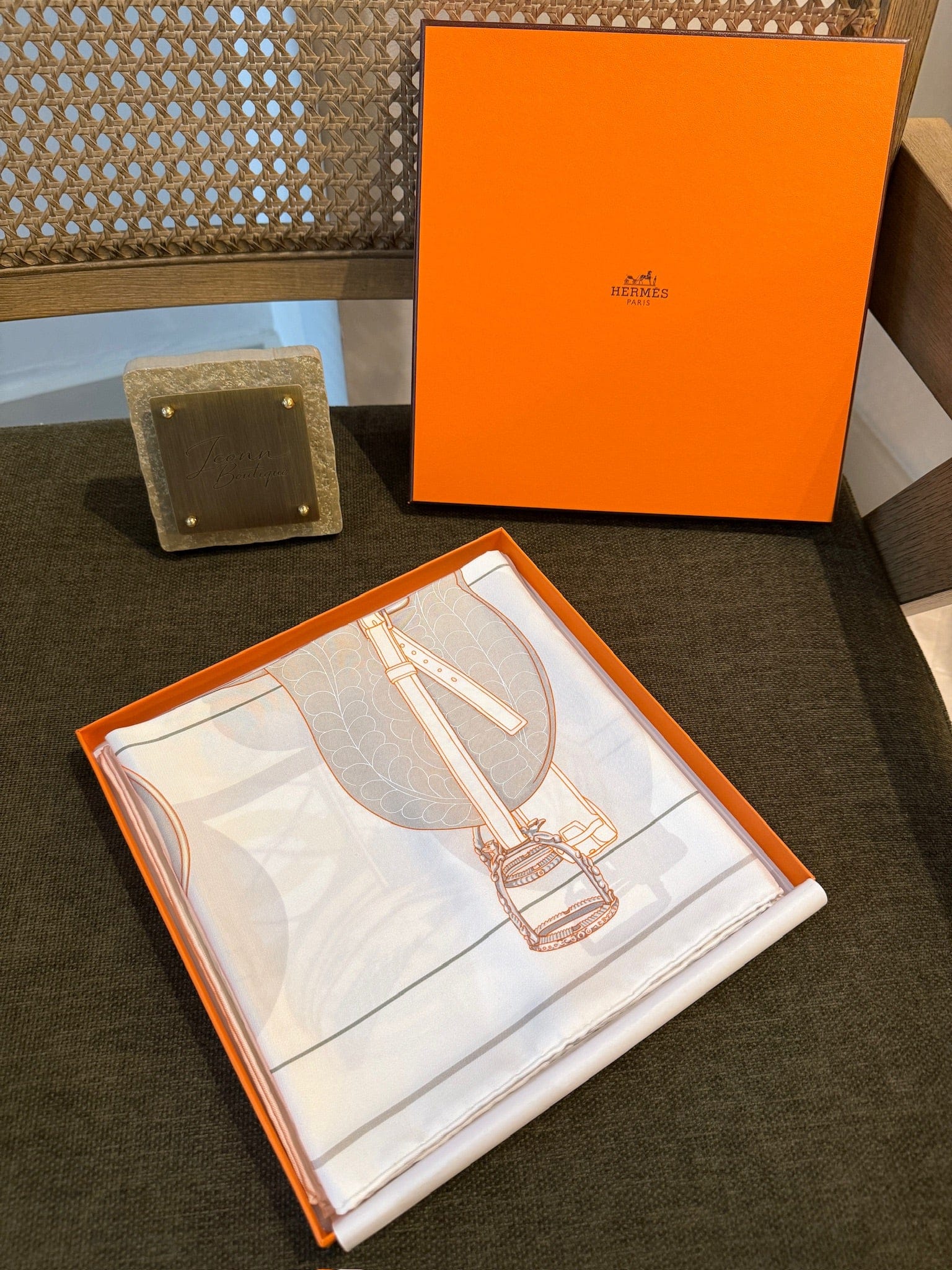 Luxury Promise HERMES Tous en Selle scarf 90 cm