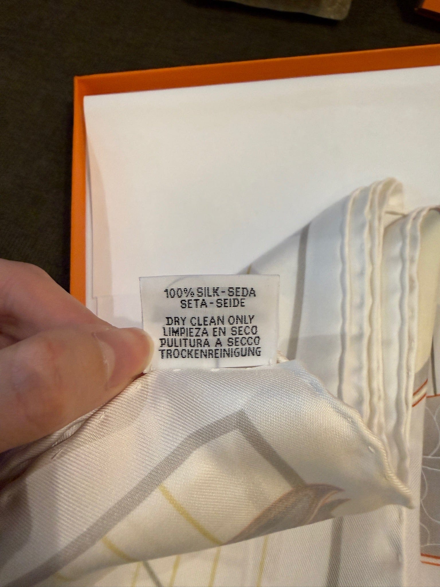 Luxury Promise HERMES Tous en Selle scarf 90 cm