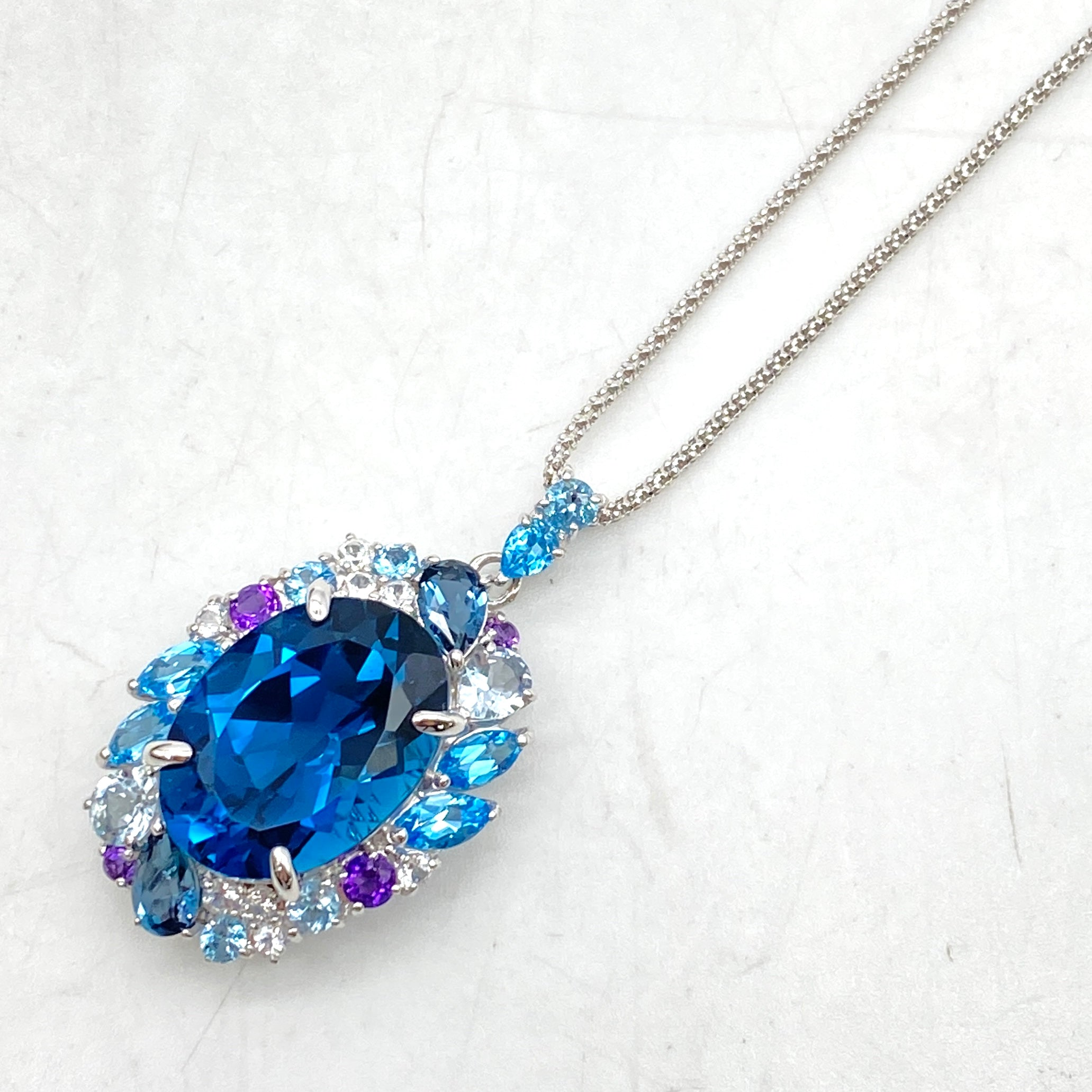 Luxury Promise Japan 25-61165-0 K14WG Iroishi Necklace CS 14.83 11.9g