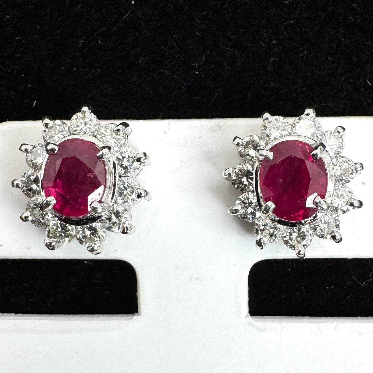 Luxury Promise Japan 44131 Pt900 Ruby Pierced Earrings R0.76 R0.75 D0.39*2 4.3g GRJ