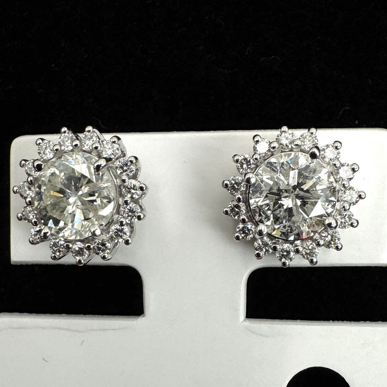Luxury Promise Japan 49390 K18 Diamond Earrings D1.06 D0.37 D1.0 2.8