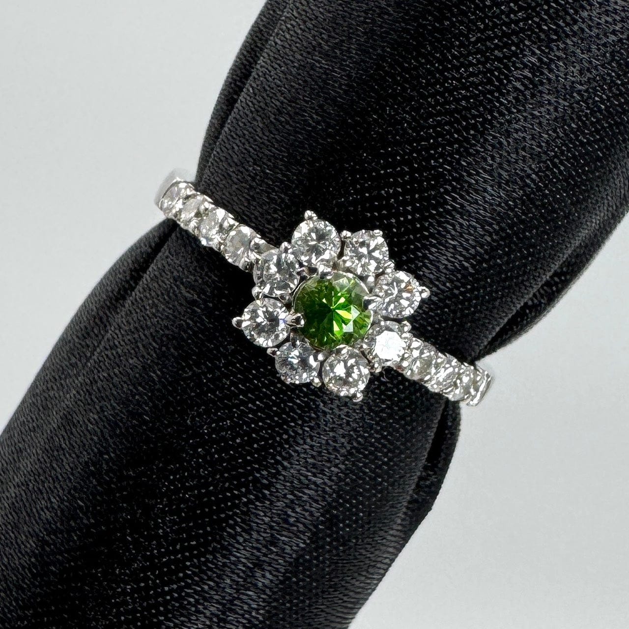 Luxury Promise Japan 49478 K18WG Demantoid G Ring DGA0.162 D0.40 2.5 NGL