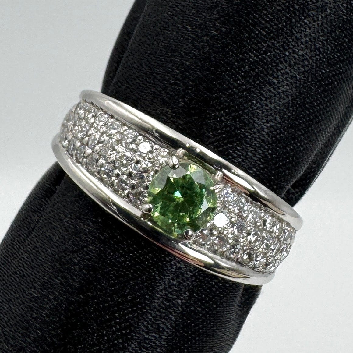 Luxury Promise Japan 49494 Pt900 Demantoid G Ring DGA0.470 D0.50 8.2 NGL