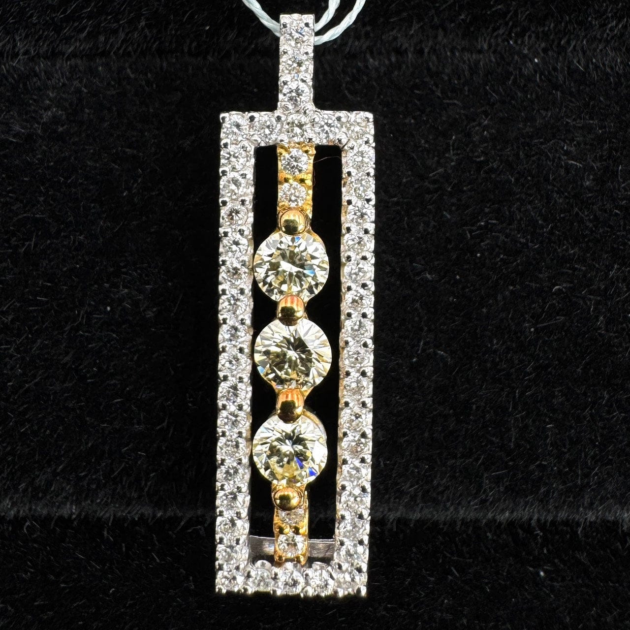 Luxury Promise Japan 49636 K18WG/K18 Diamond Pen Top D1.00 3.7g