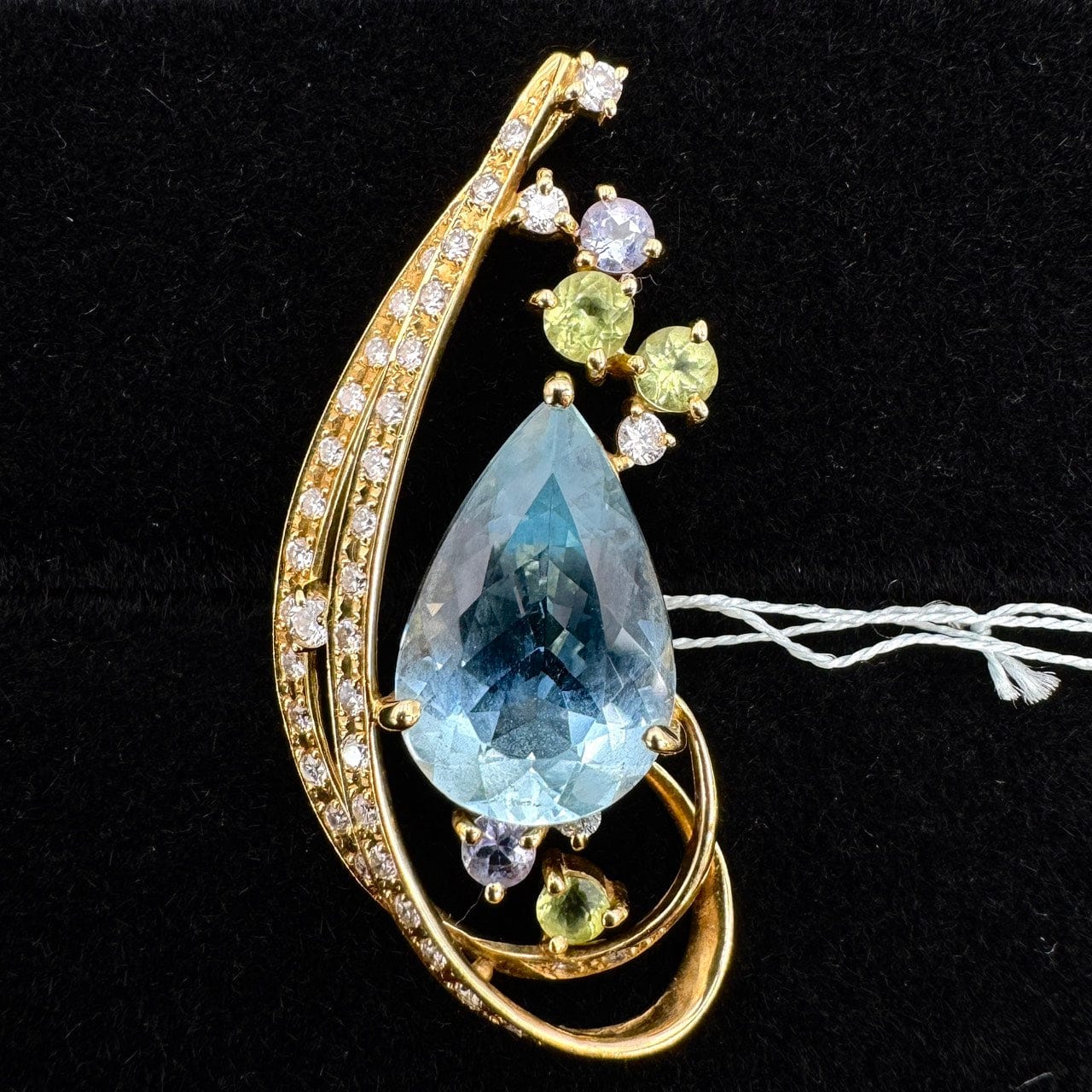 Luxury Promise Japan 49663 K18 Aquamarine Pen Top AQ5.93 CS0.69 D0.62 7g