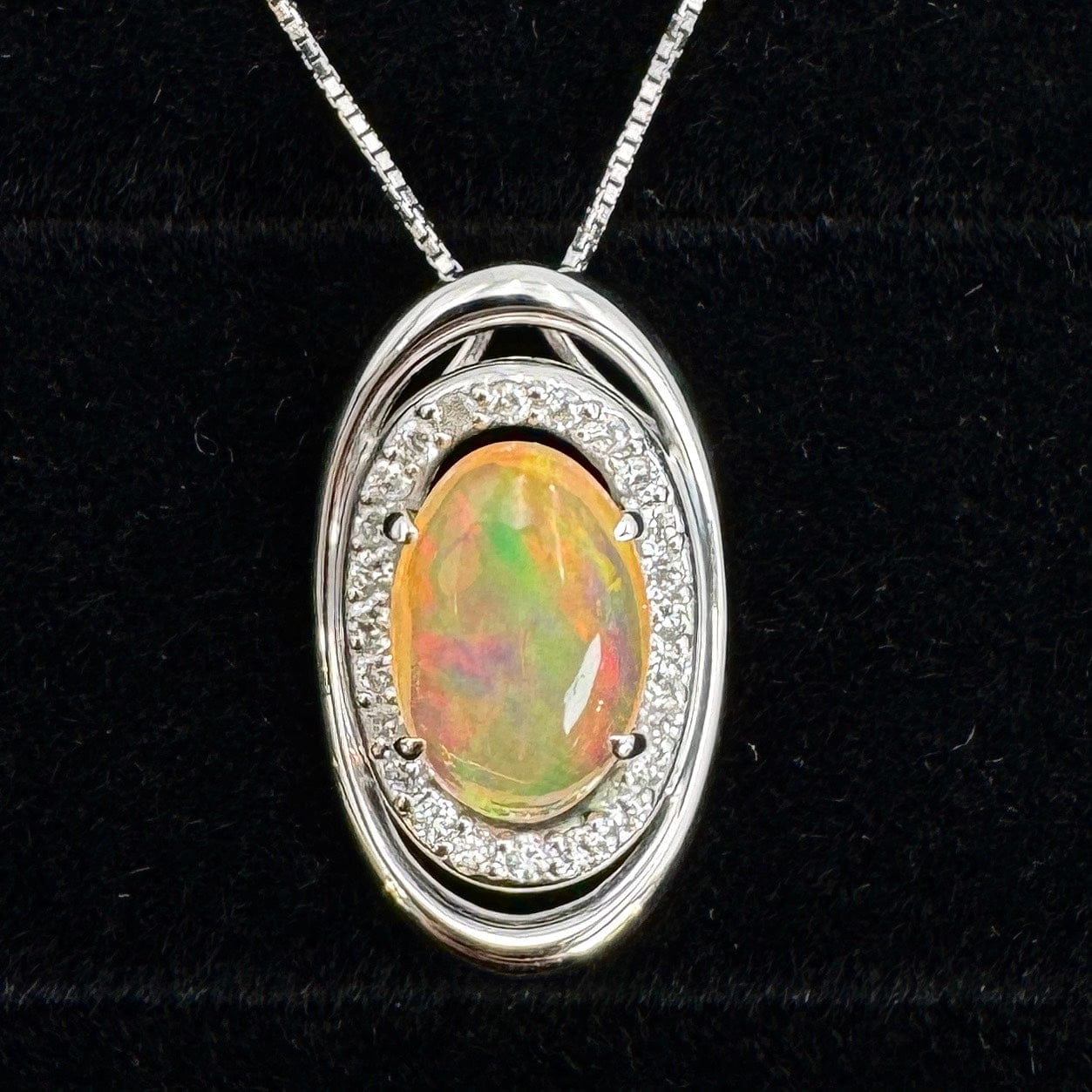 Luxury Promise Japan 49729 K18WG Fire Opal Pen Necklace KOP2.51 D0.34 6.9 Medium