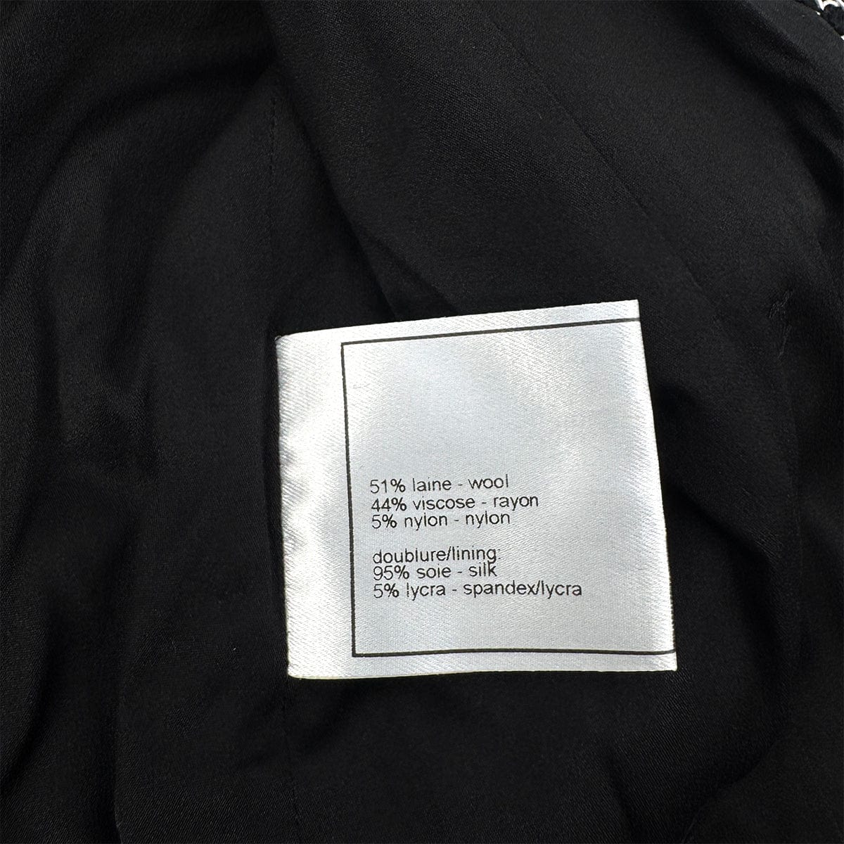 Luxury Promise Japan CHANEL BOUTIQUE VINTAGE DOUBLE BUTTON JACKET BLACK WHITE WOOL 38 98P RTW 90289566