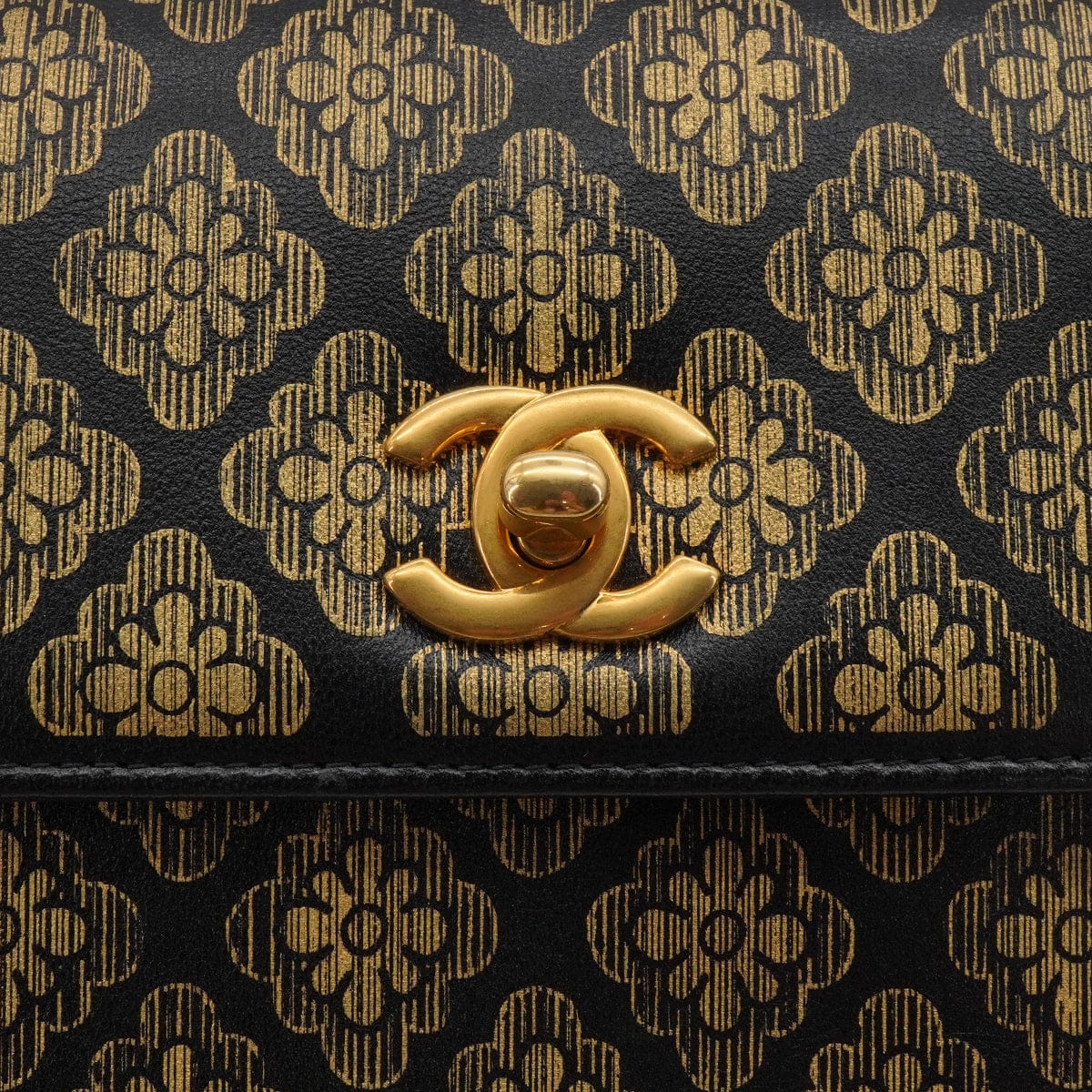 Luxury Promise Japan CHANEL CAMELLIA PATTERN METALLIC PRINT TURNLOCK CHAIN SHOULDER BAG BLACK LEATHER GOLD HARDWARE 90344459