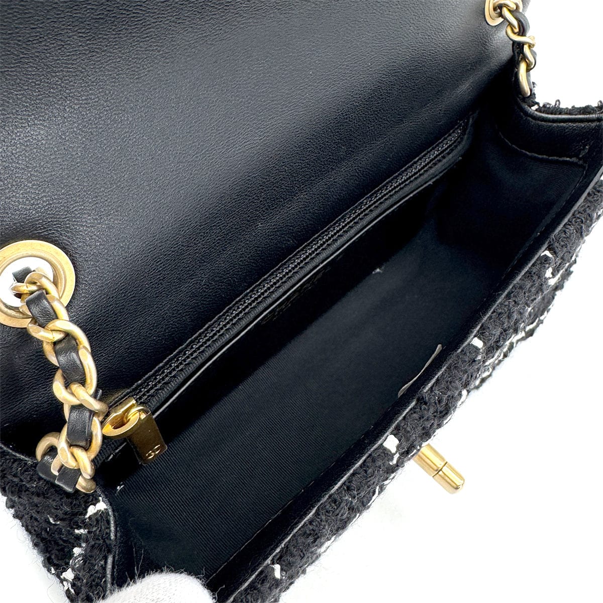 Luxury Promise Japan CHANEL COCO BALL MINI MATELASSE CHAIN SHOULDER BAG BLACK WHITE TWEED GOLD HARDWARE 90318755