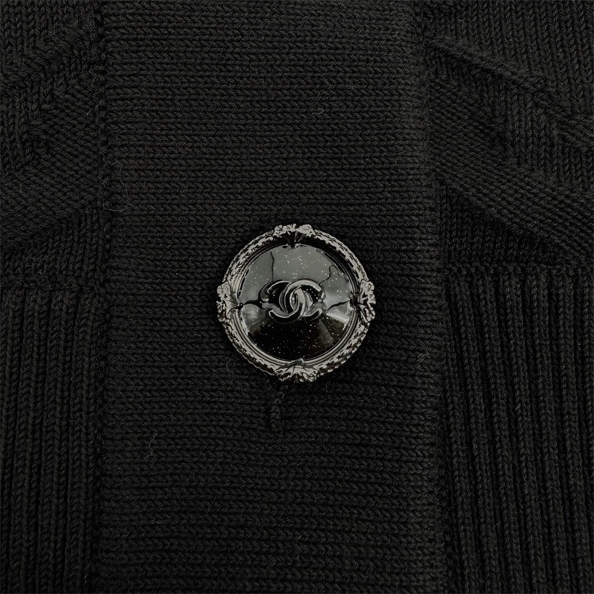 Luxury Promise Japan CHANEL COCO BUTTON KNIT CARDIGAN BLACK COTTON 42 P45 RTW 90324156