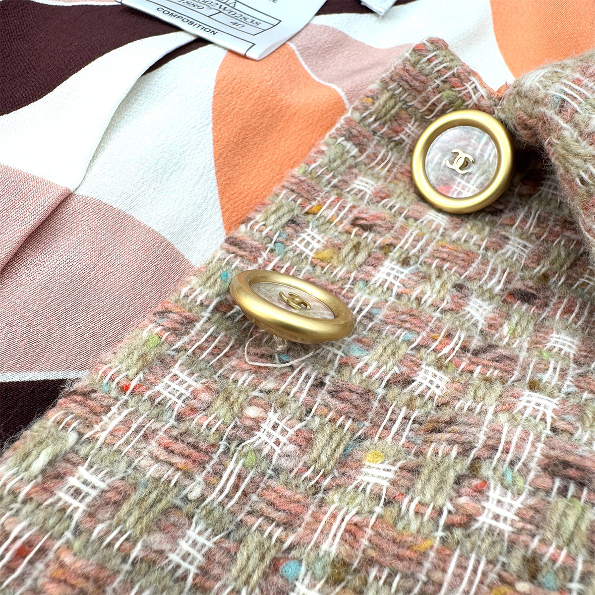Luxury Promise Japan CHANEL COCO BUTTON TWEED JACKET ORANGE WOOL 40 01A RTW 90290316