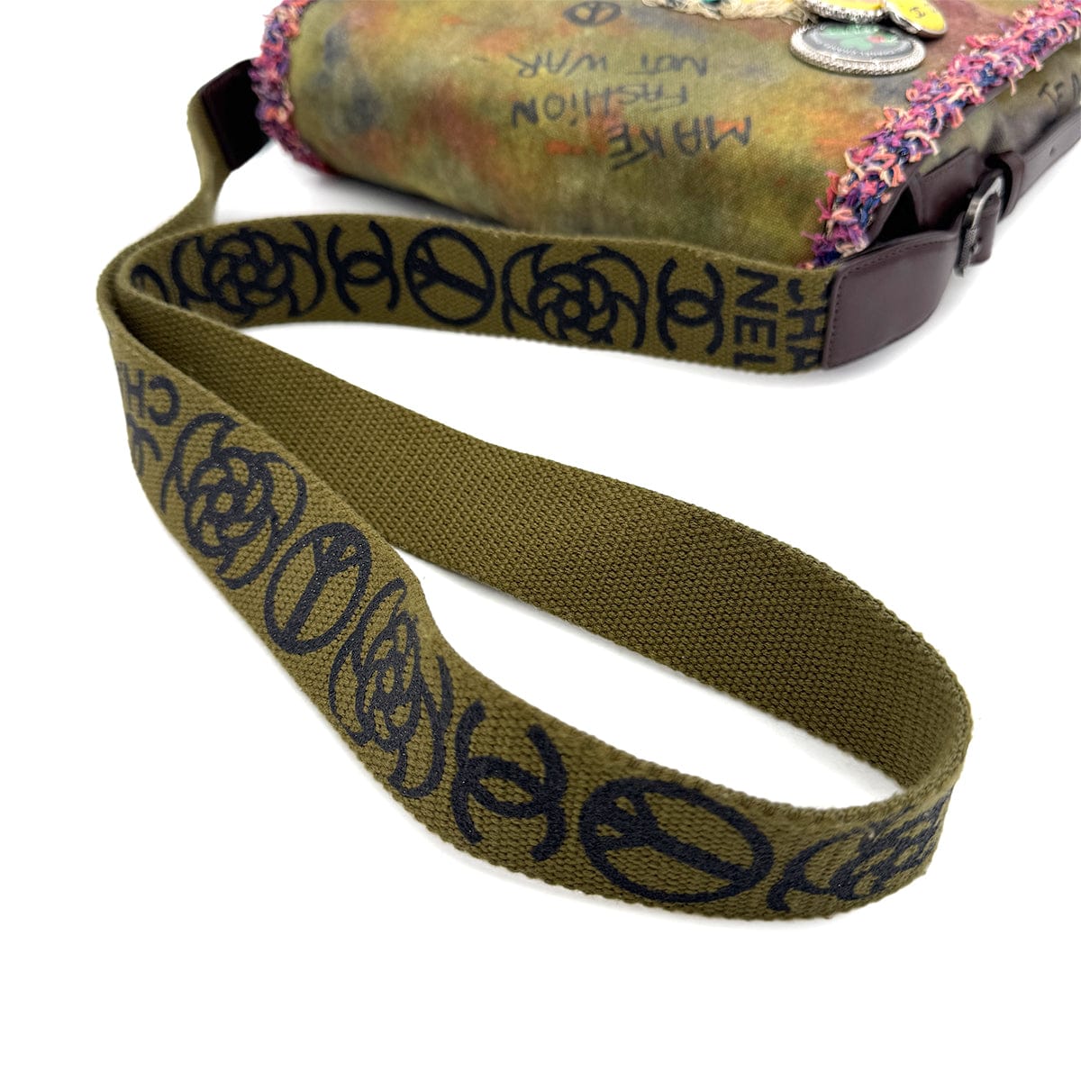 Luxury Promise Japan CHANEL EMBROIDERY GRAFFITI SHOULDER MESSENGER BAG CANVAS A92789 90298730