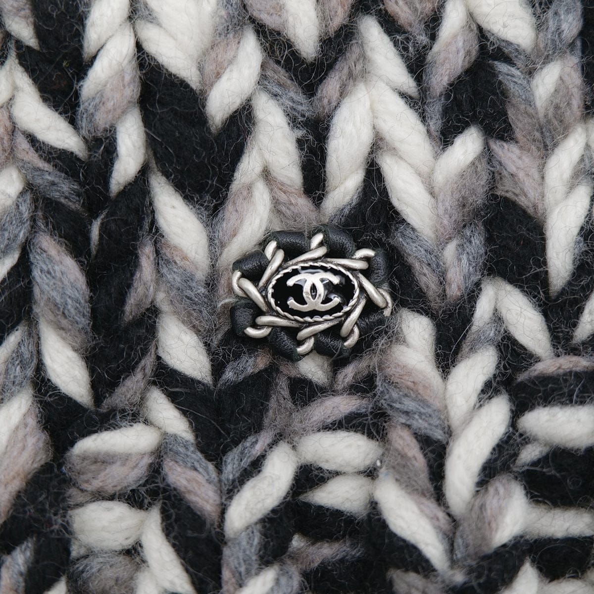 Luxury Promise Japan CHANEL KNIT HAT COCOMARK BLACK WHITE M RTW 90314405