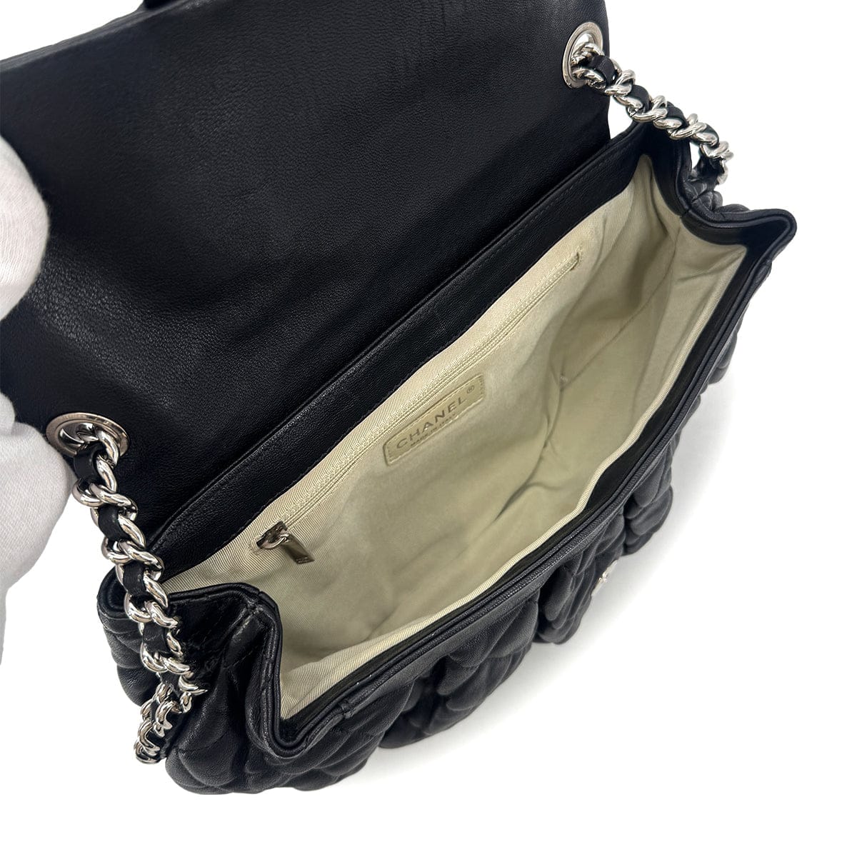 Luxury Promise Japan CHANEL MATELASSE CHAIN AROUND SHOULDER BAG BLACK LEATHER 90301101