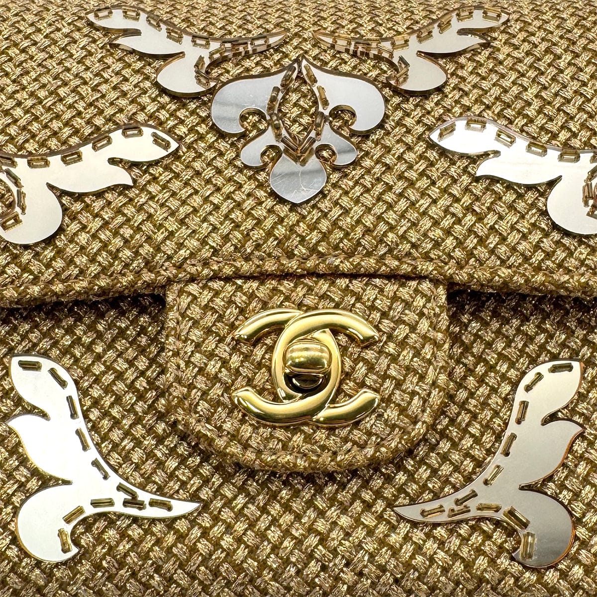 Luxury Promise Japan CHANEL MATELASSE FLORAL MOTIF MIRROR CRUISE COLLECTION CHAIN SHOULDER BAG GOLD EMBELLISHED RAFFIA 90294979