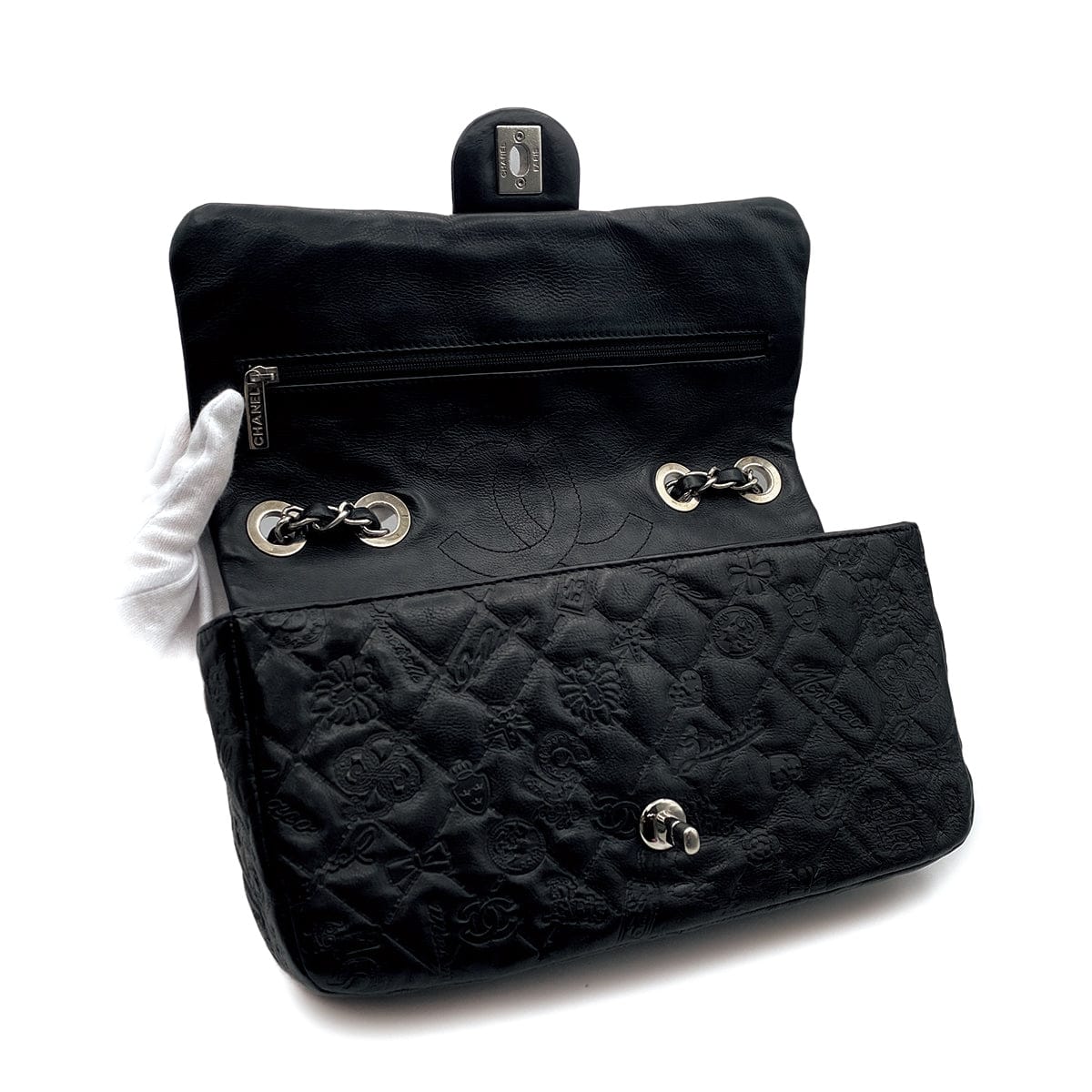 Luxury Promise Japan CHANEL MATELASSE ICON MOTIF CHAIN SHOULDER BAG BLACK LAMB SKIN SILVER HARDWARE 90314751