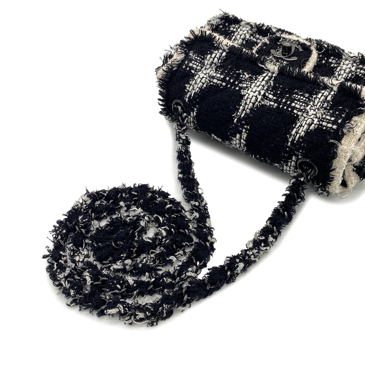 Luxury Promise Japan CHANEL MINI MATELASSE 20 CHAIN SHOULDER BAG BLACK WHITE TWEED 90296674