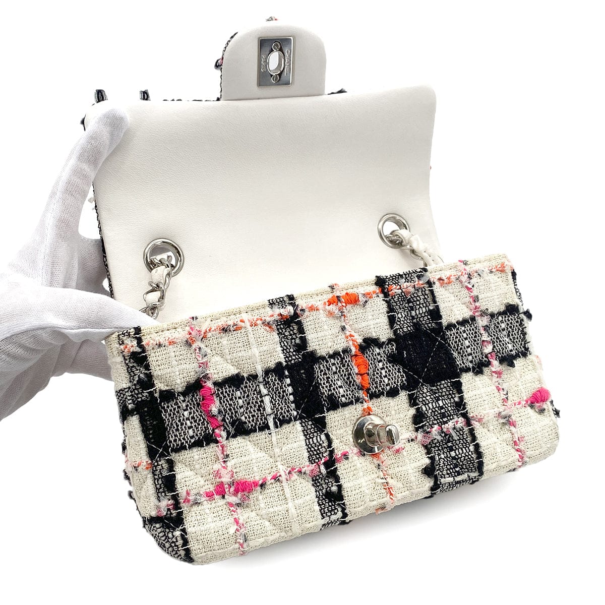 Luxury Promise Japan CHANEL MINI MATELASSE 20 CHAIN SHOULDER BAG MULTICOLOR TWEED 90307017