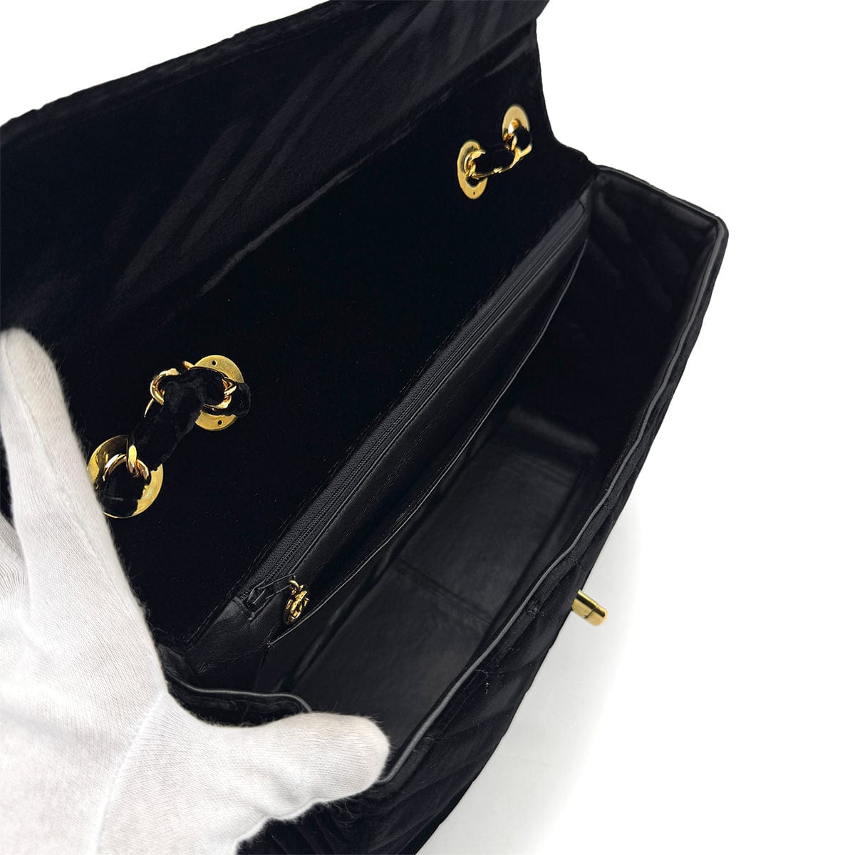 Luxury Promise Japan CHANEL VINTAGE CHEVRON CHAIN SHOULDER BAG BLACK VELOR 90280645