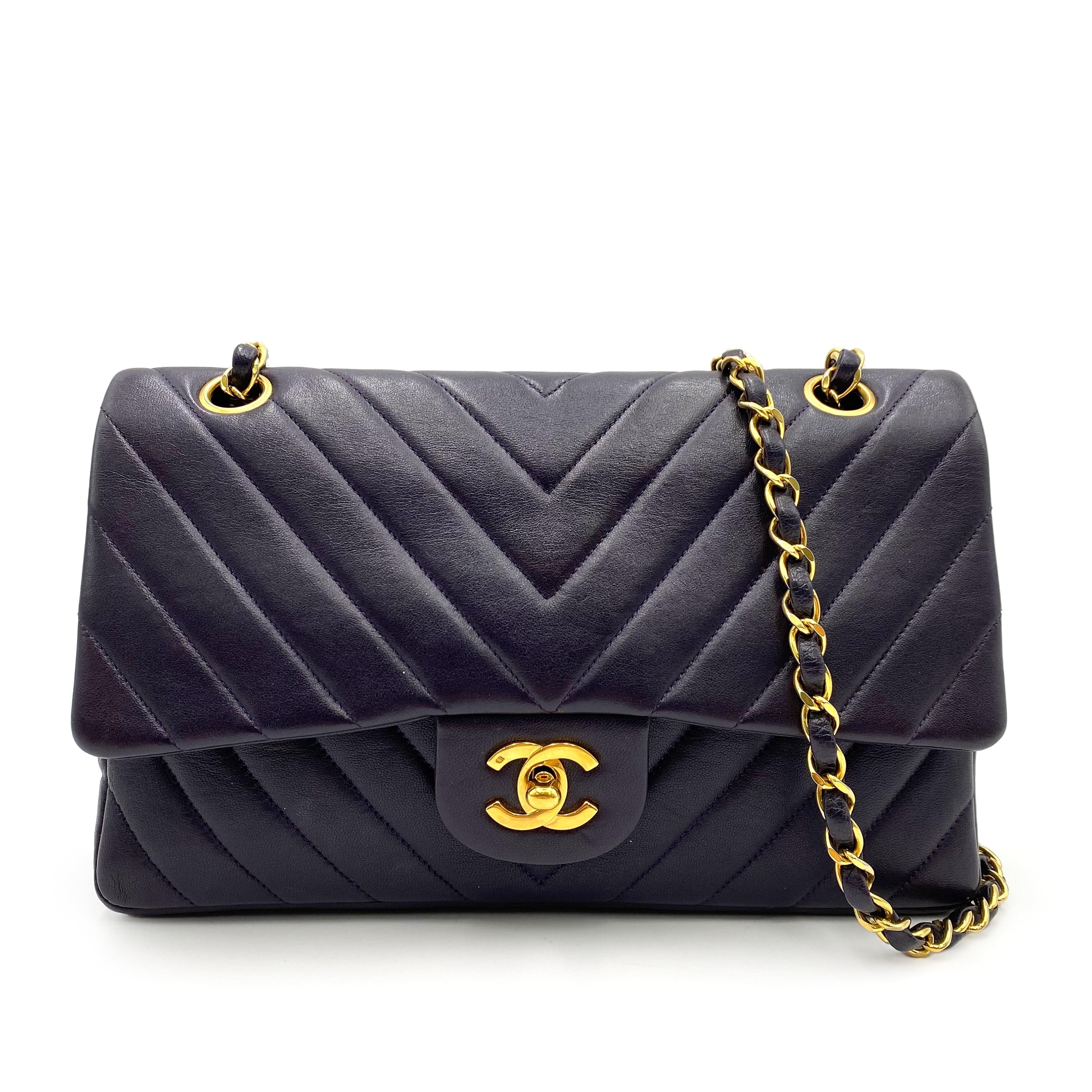 Luxury Promise Japan CHANEL VINTAGE CHEVRON DOUBLE FLAP CHAIN SHOULDER BAG PURPLE LAMB SKIN 90238527