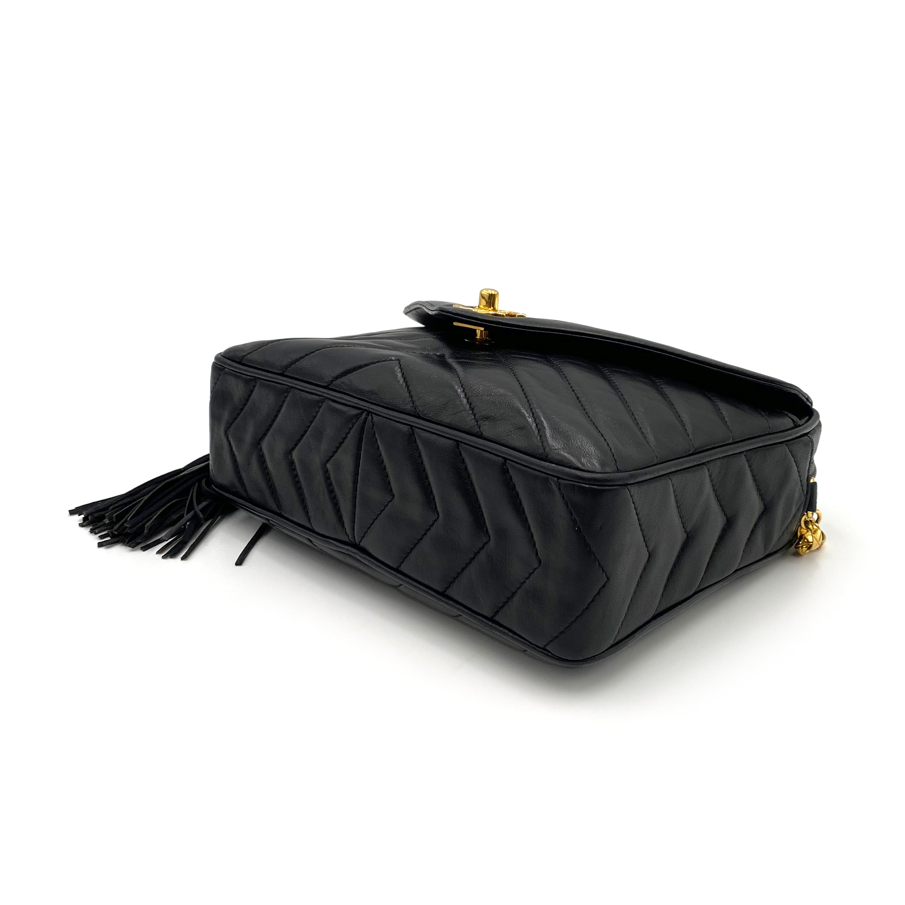 Luxury Promise Japan CHANEL VINTAGE CHEVRON FRINGE BIJOU CHAIN SHOULDER BAG BLACK LAMB SKIN 90234737