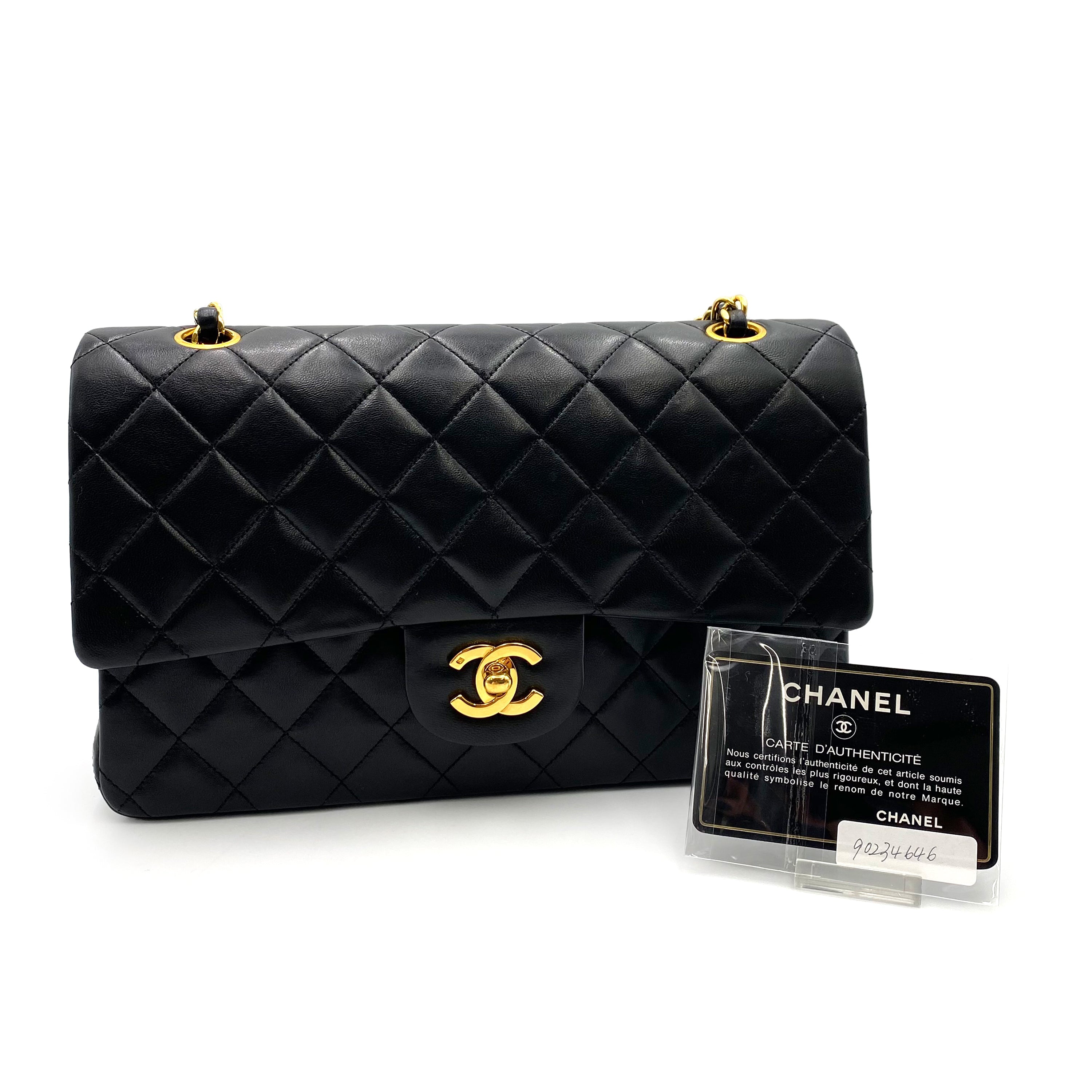 Luxury Promise Japan CHANEL VINTAGE CLASSIC FLAP MEDIUM CHAIN SHOULDER BAG BLACK LAMB SKIN 90234646
