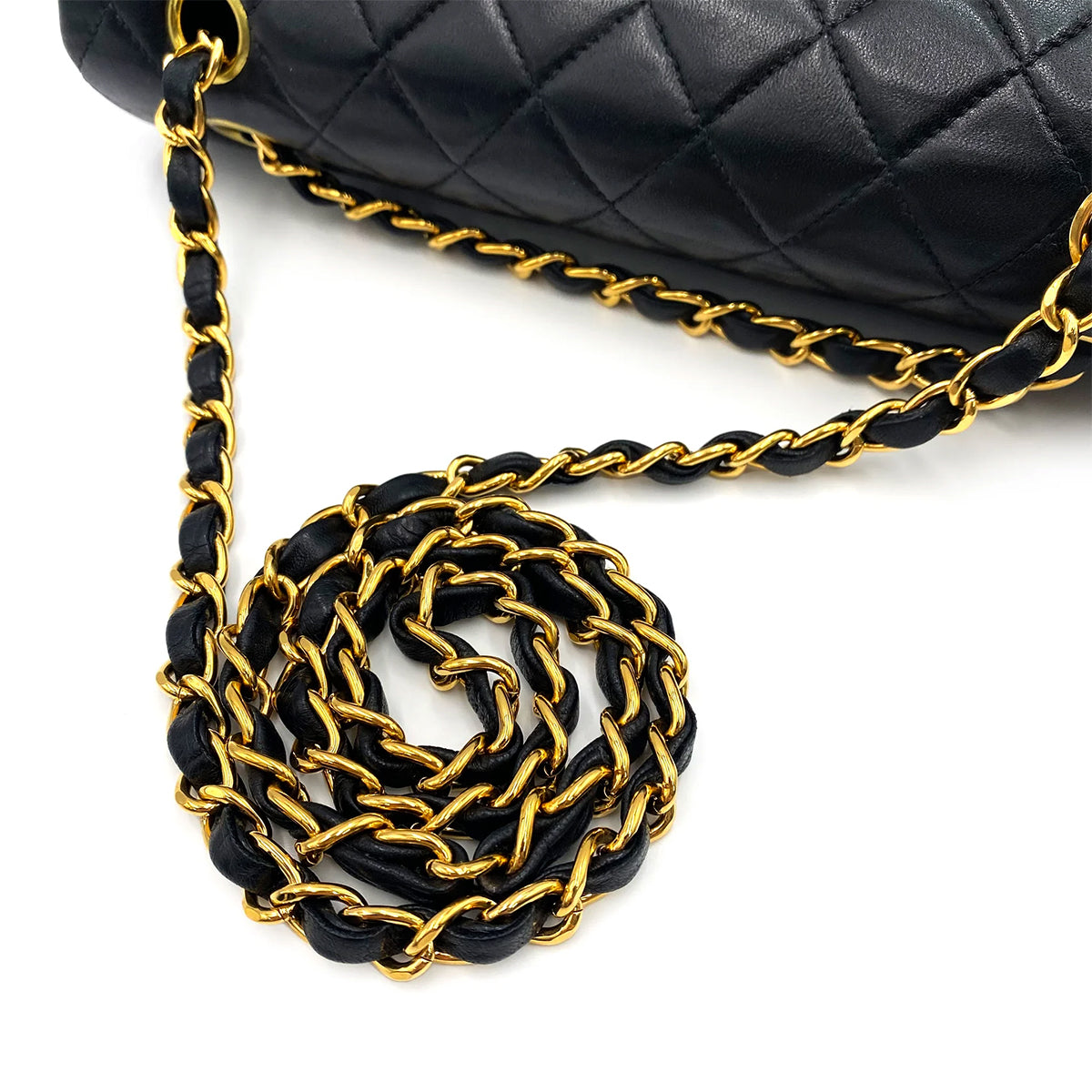 Luxury Promise Japan CHANEL VINTAGE CLASSIC FLAP MEDIUM CHAIN SHOULDER BAG BLACK LAMB SKIN 90236750