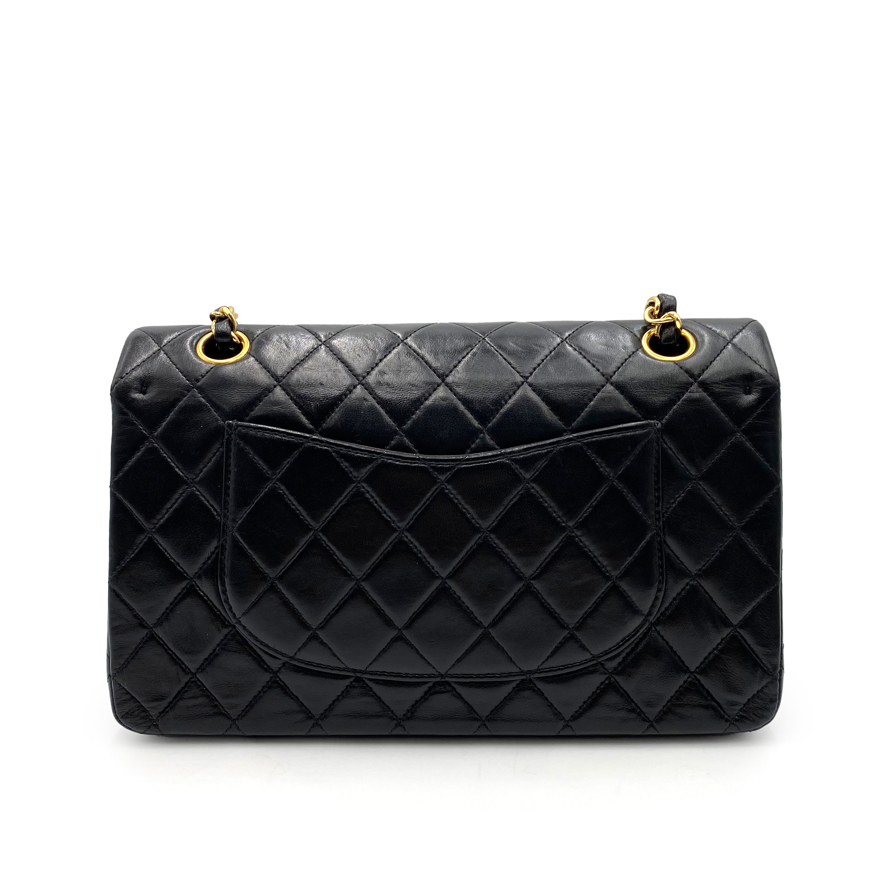 Luxury Promise Japan CHANEL VINTAGE CLASSIC FLAP MEDIUM CHAIN SHOULDER BAG BLACK LAMB SKIN 90237403