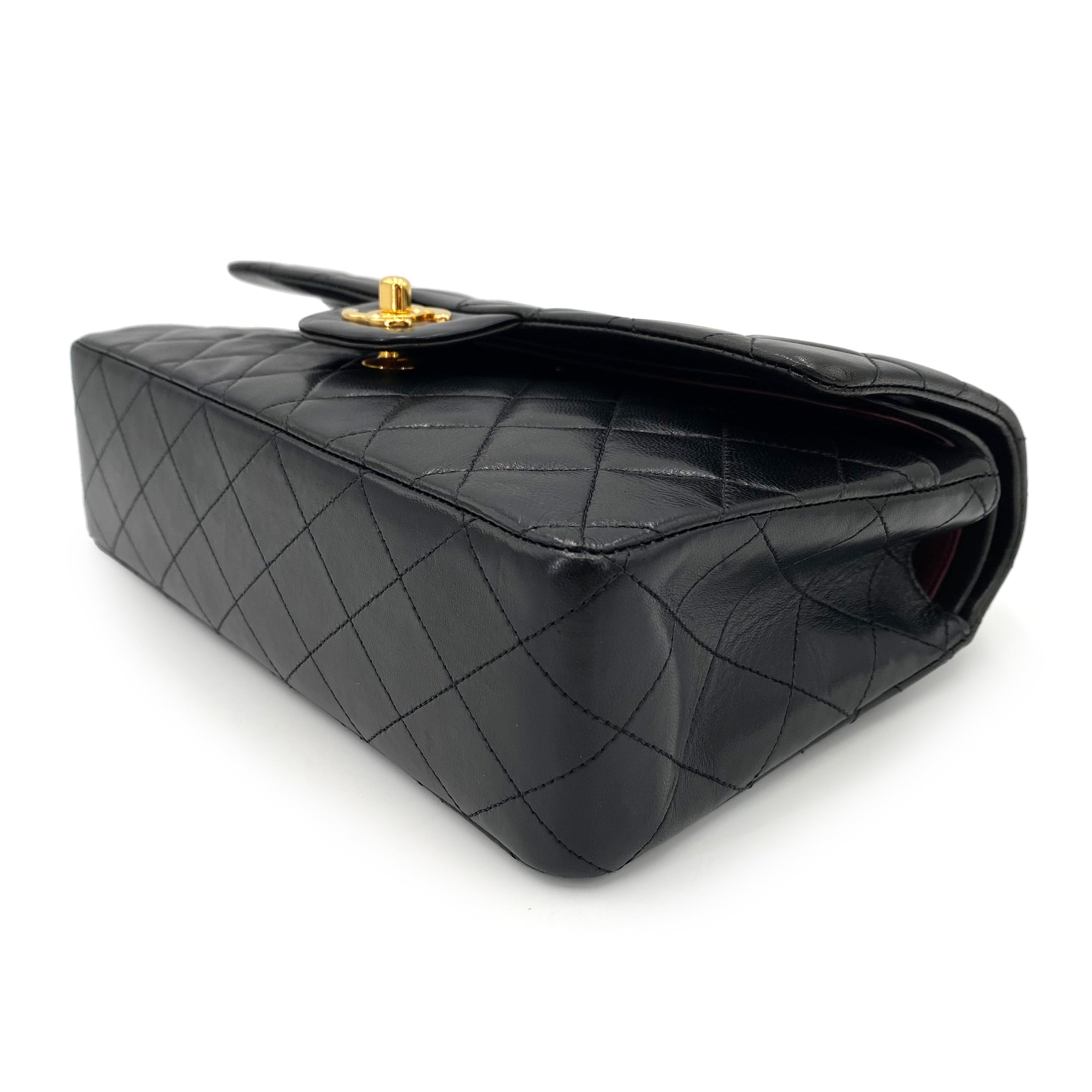 Luxury Promise Japan CHANEL VINTAGE CLASSIC FLAP MEDIUM CHAIN SHOULDER BAG BLACK LAMB SKIN 90239411