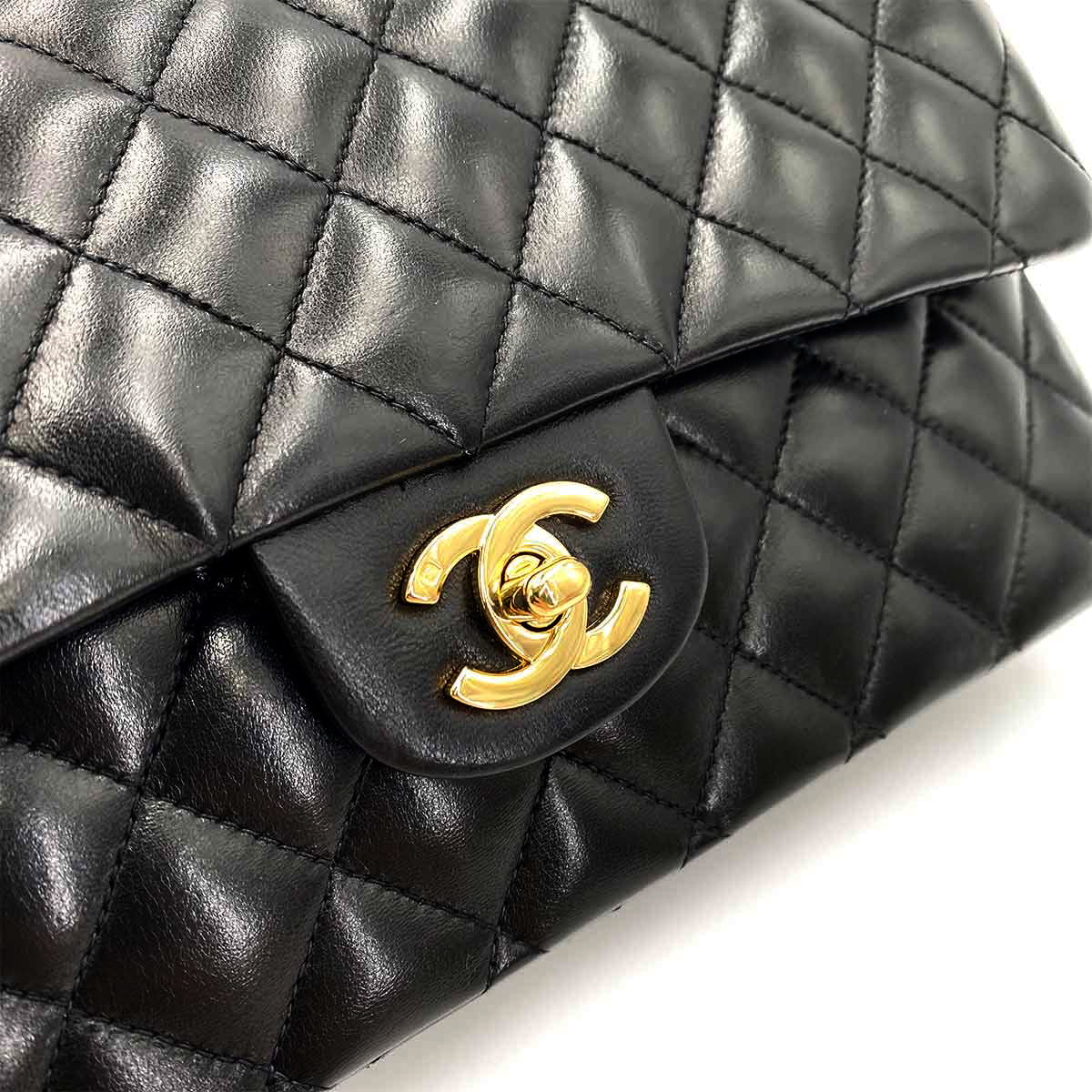 Luxury Promise Japan CHANEL VINTAGE CLASSIC FLAP MEDIUM CHAIN SHOULDER BAG BLACK LAMB SKIN 90241294