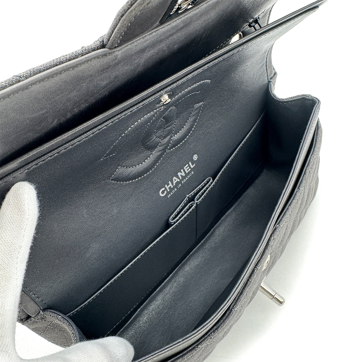Luxury Promise Japan CHANEL VINTAGE CLASSIC FLAP MEDIUM CHAIN SHOULDER BAG GRAY CANVAS 90302647