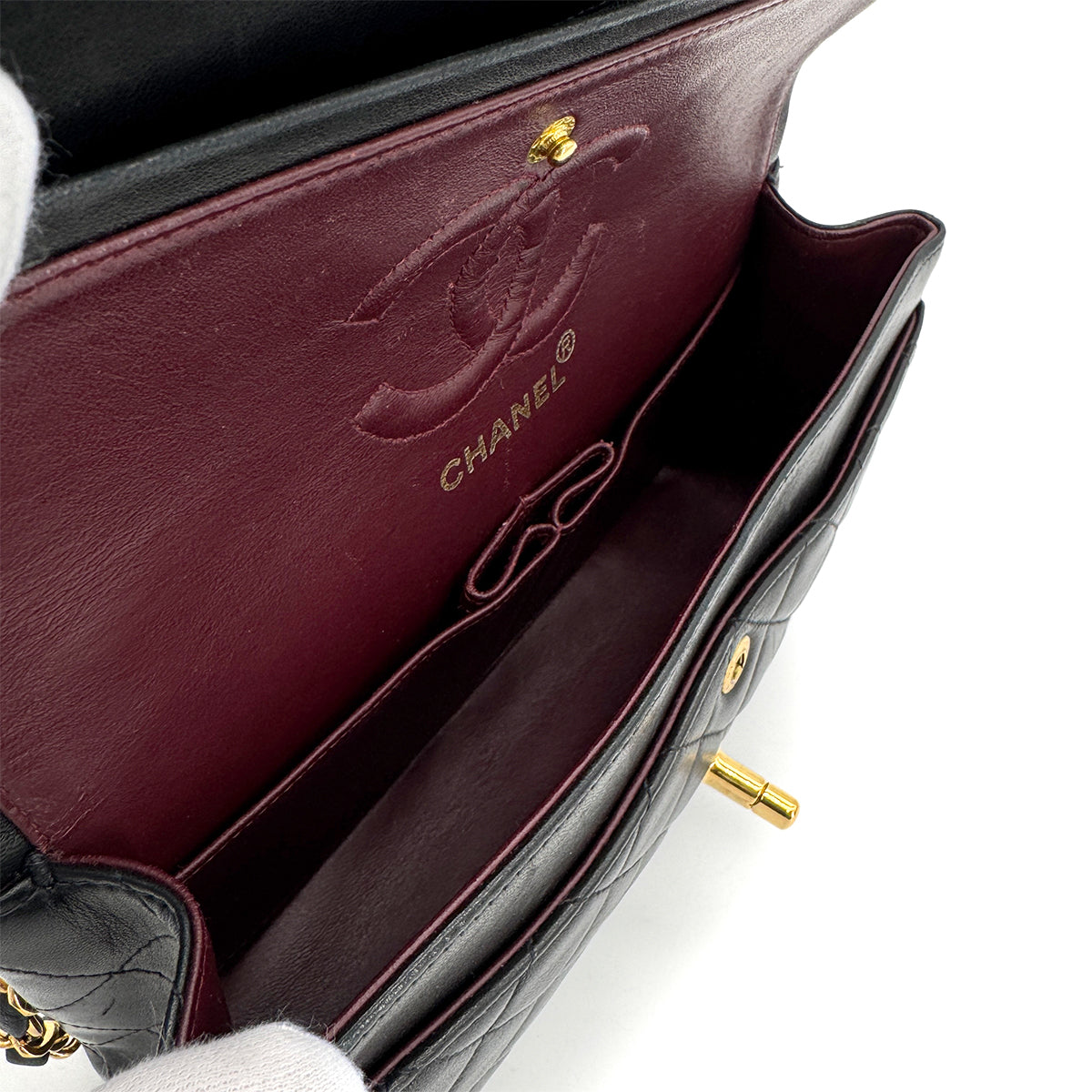 Luxury Promise Japan CHANEL VINTAGE CLASSIC FLAP SMALL CHAIN SHOULDER BAG BLACK LAMB SKIN 90198924