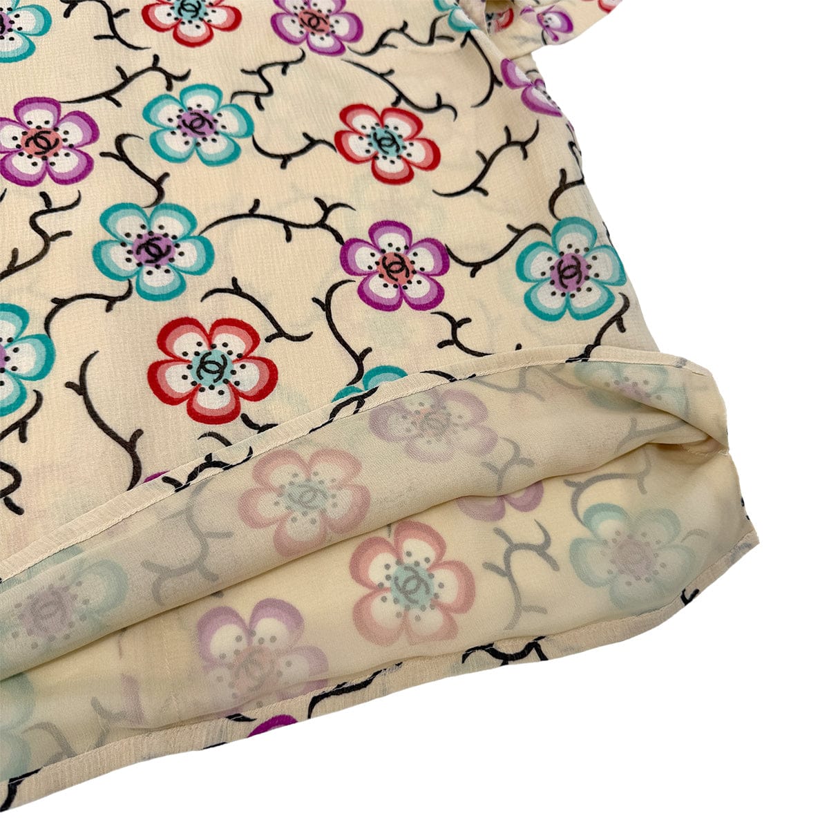 Luxury Promise Japan CHANEL VINTAGE COCO BUTTON CAMELLIA HALF SLEEVE TOPS BEIGE SILK 38 01S RTW 90286894