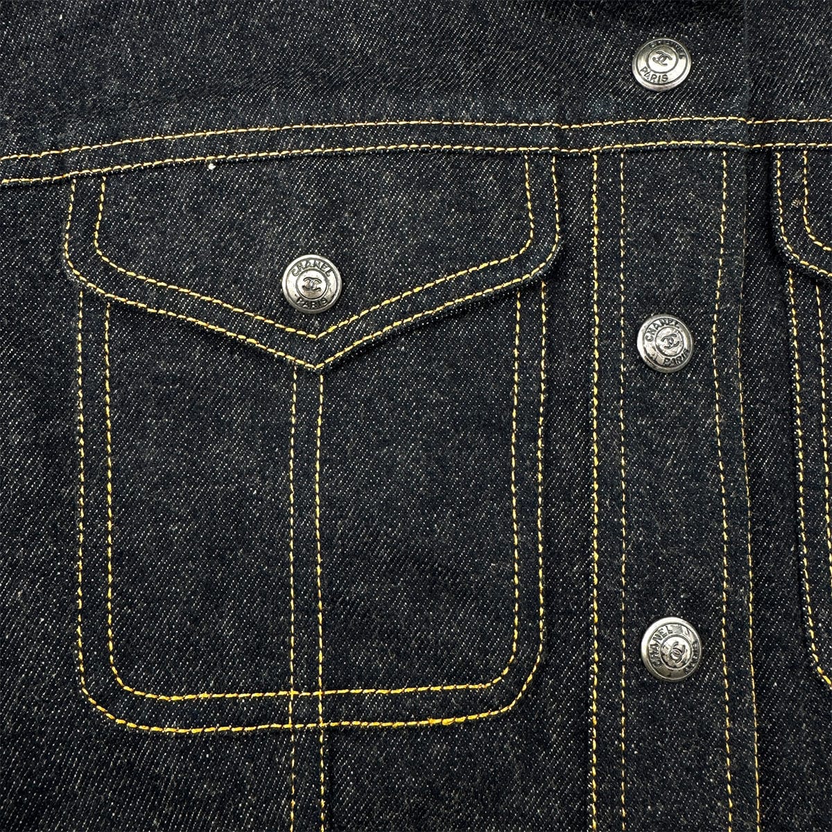 Luxury Promise Japan CHANEL VINTAGE COCO BUTTON DENIM SHORT JACKET NAVY COTTON 40 E97 RTW 90289573