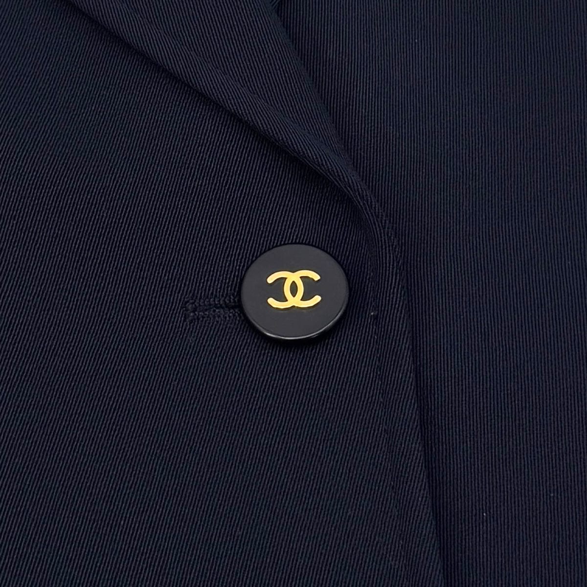 Luxury Promise Japan CHANEL VINTAGE COCO BUTTON JACKET NAVY WOOL 40 97P RTW 90283144