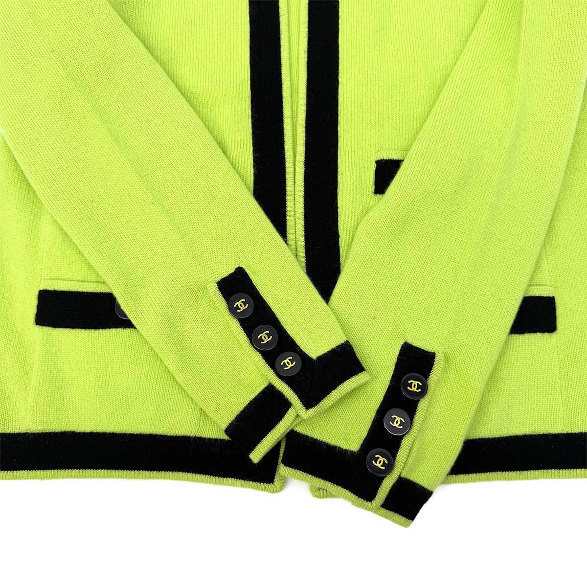 Luxury Promise Japan CHANEL VINTAGE COCO BUTTON KNIT TOPS CARDIGAN SET YELLOW BLACK CASHMERE 42 P04 RTW 90283633