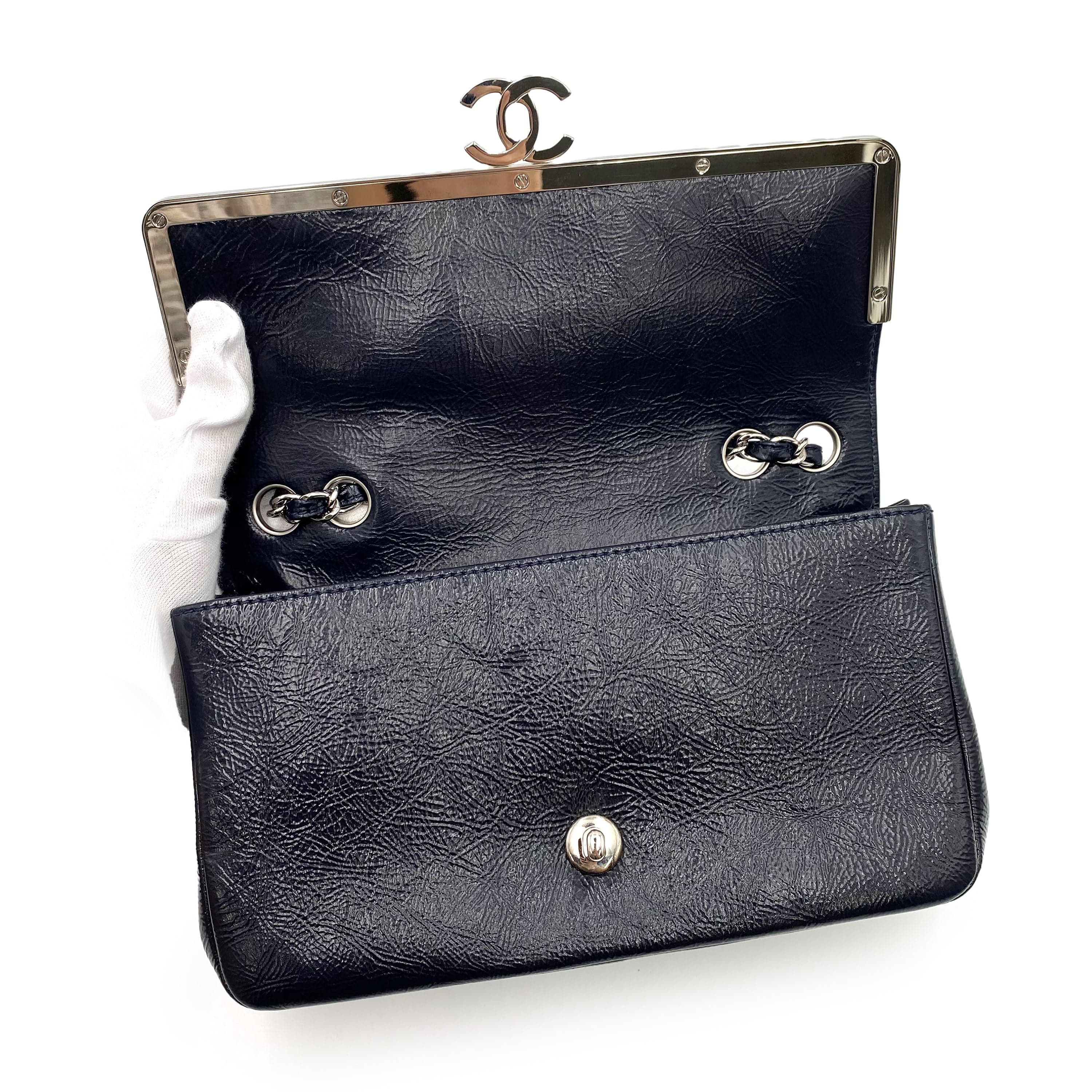 Luxury Promise Japan CHANEL VINTAGE COCOMARK CHAIN SHOULDER BAG NAVY CALF SKIN SHW 90238794